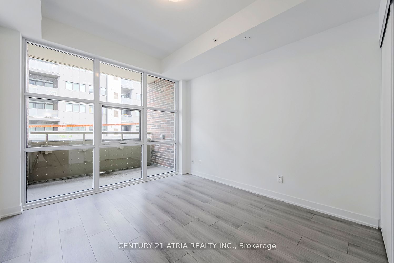 #224 - 1787 St Clair Avenue Property Photo 15