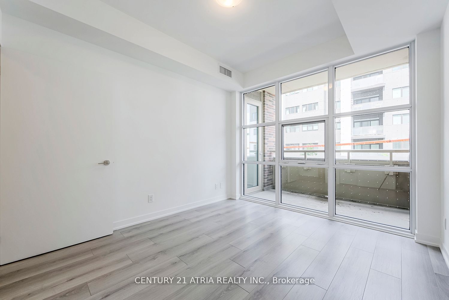 #224 - 1787 St Clair Avenue Property Photo 17