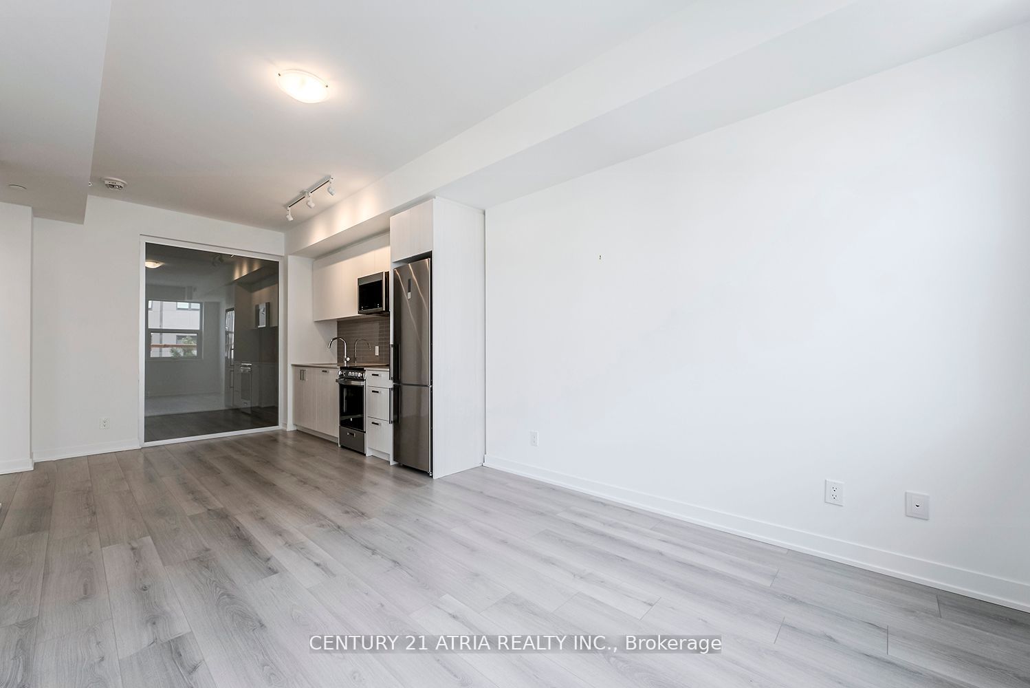 #224 - 1787 St Clair Avenue Property Photo 26