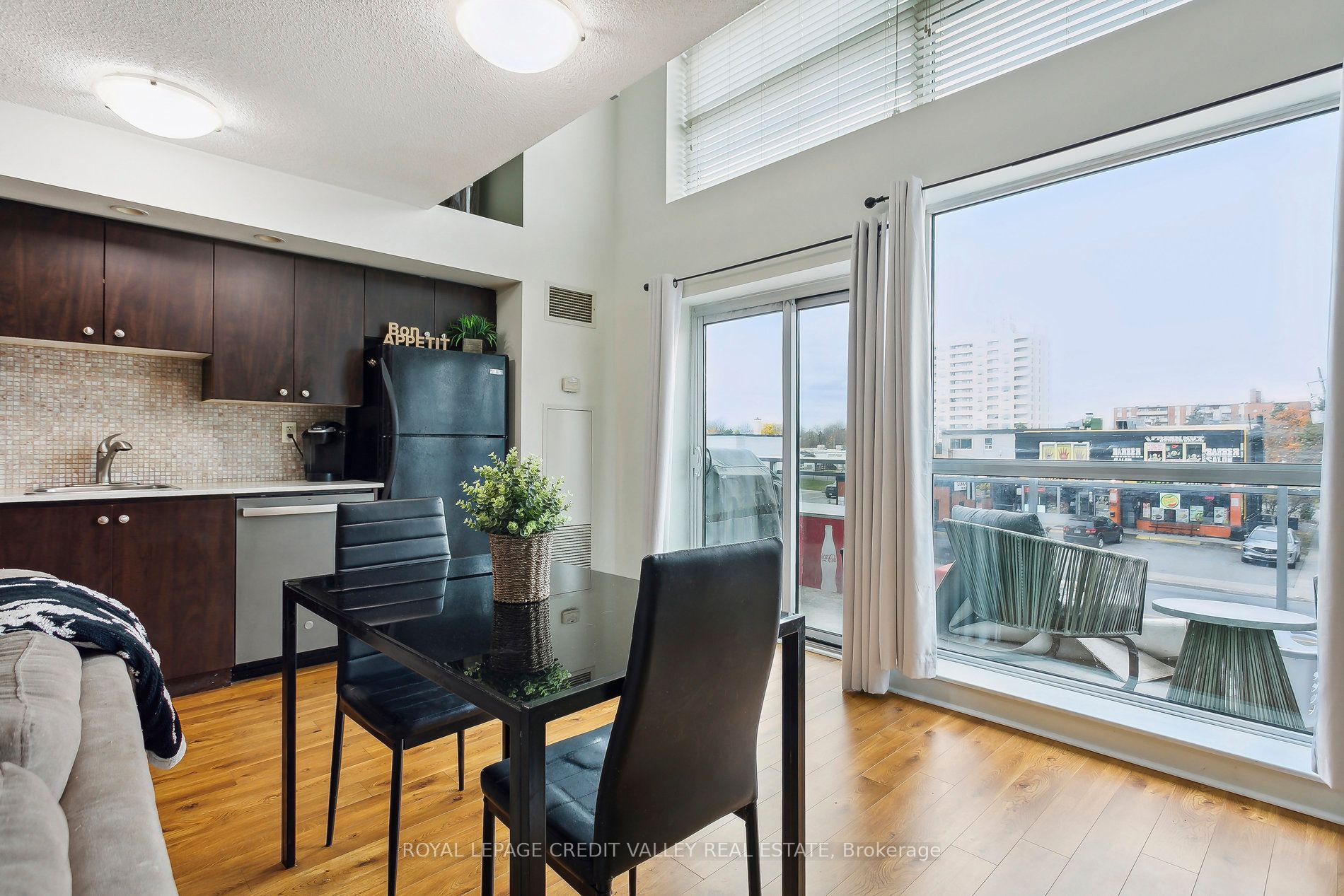 #217 - 215 Queen Street Property Photo 26