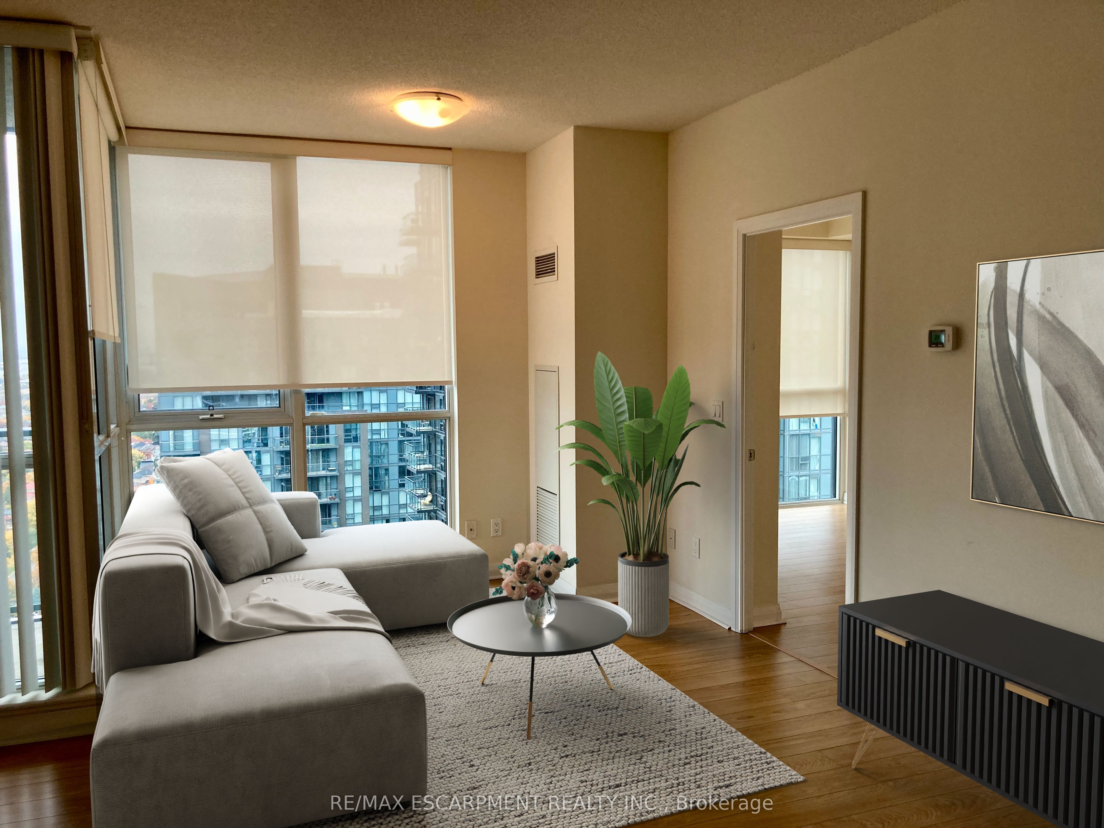 #2307 - 75 Eglinton Avenue Property Photo 9