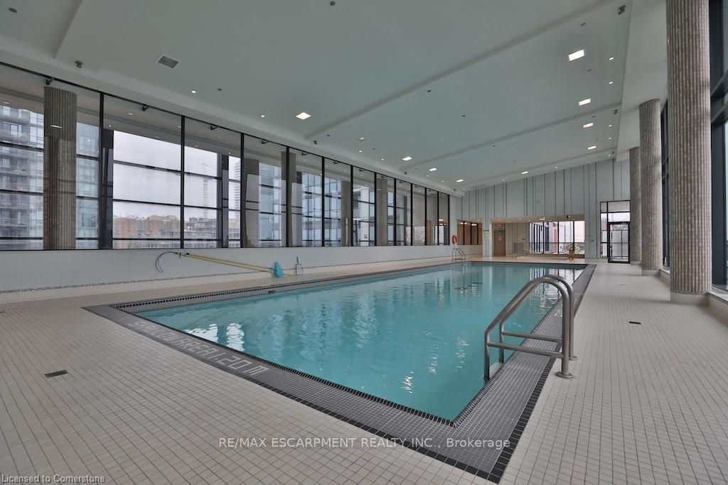 #2307 - 75 Eglinton Avenue Property Photo 25