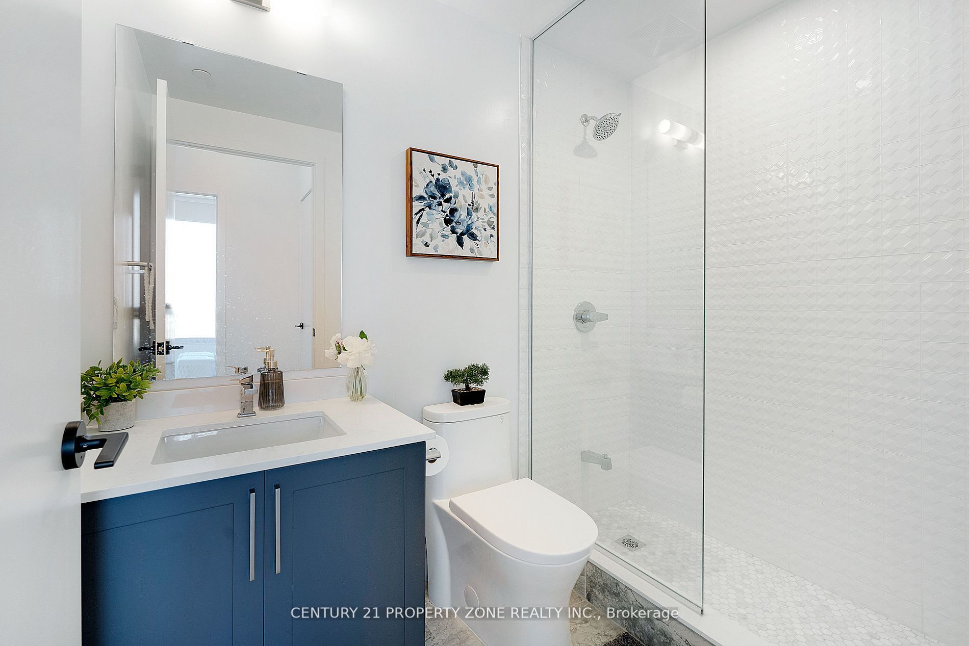 #811 - 2450 Old Bronte Road Property Photo 18