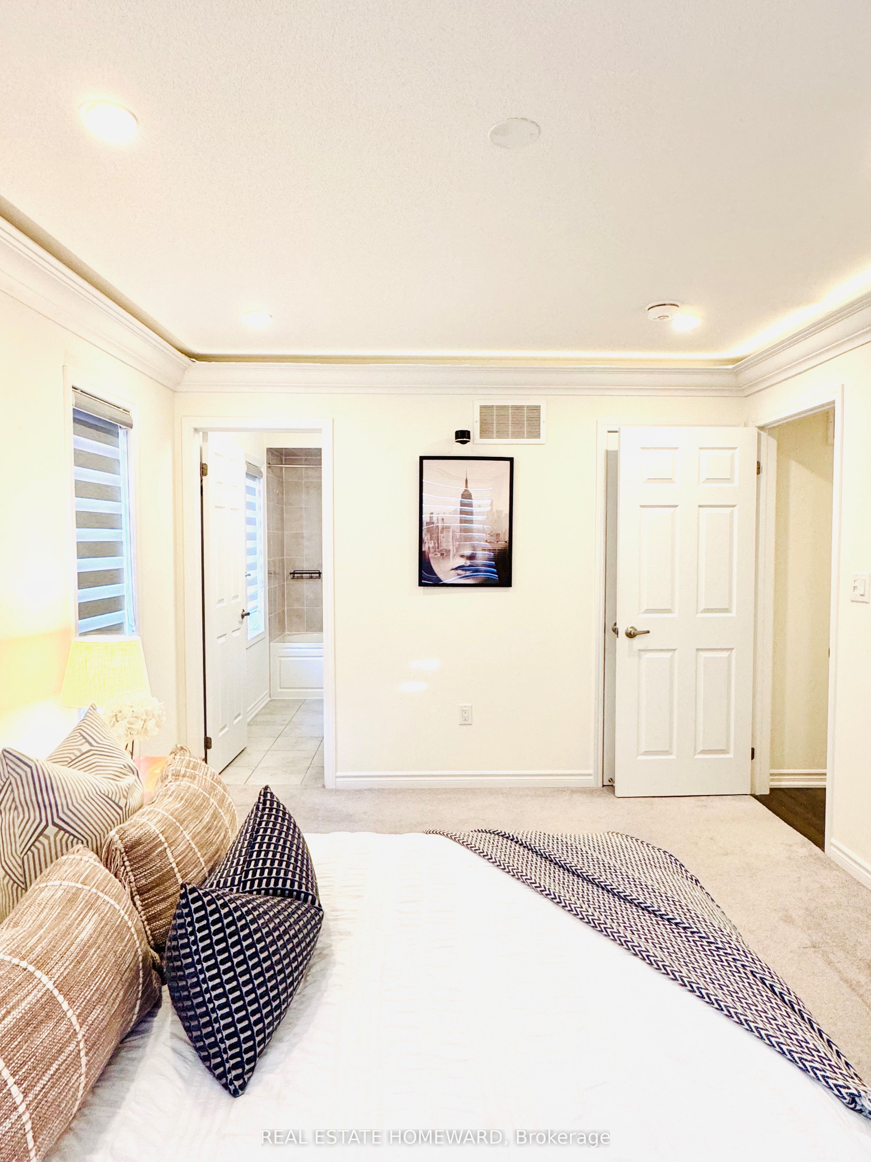 #9 - 220 Lagerfeld Drive Property Photo 12
