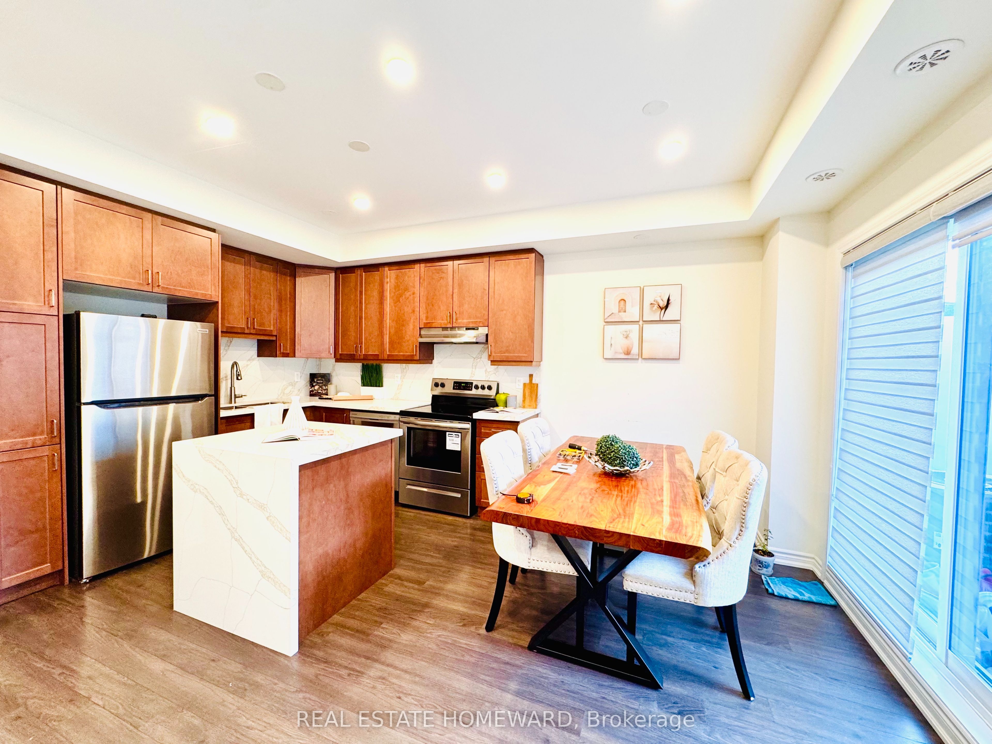 #9 - 220 Lagerfeld Drive Property Photo 16