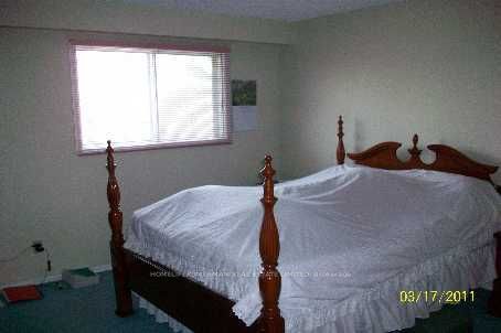 76 Winterfold Drive Property Photo 3