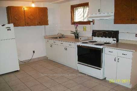 76 Winterfold Drive Property Photo 5