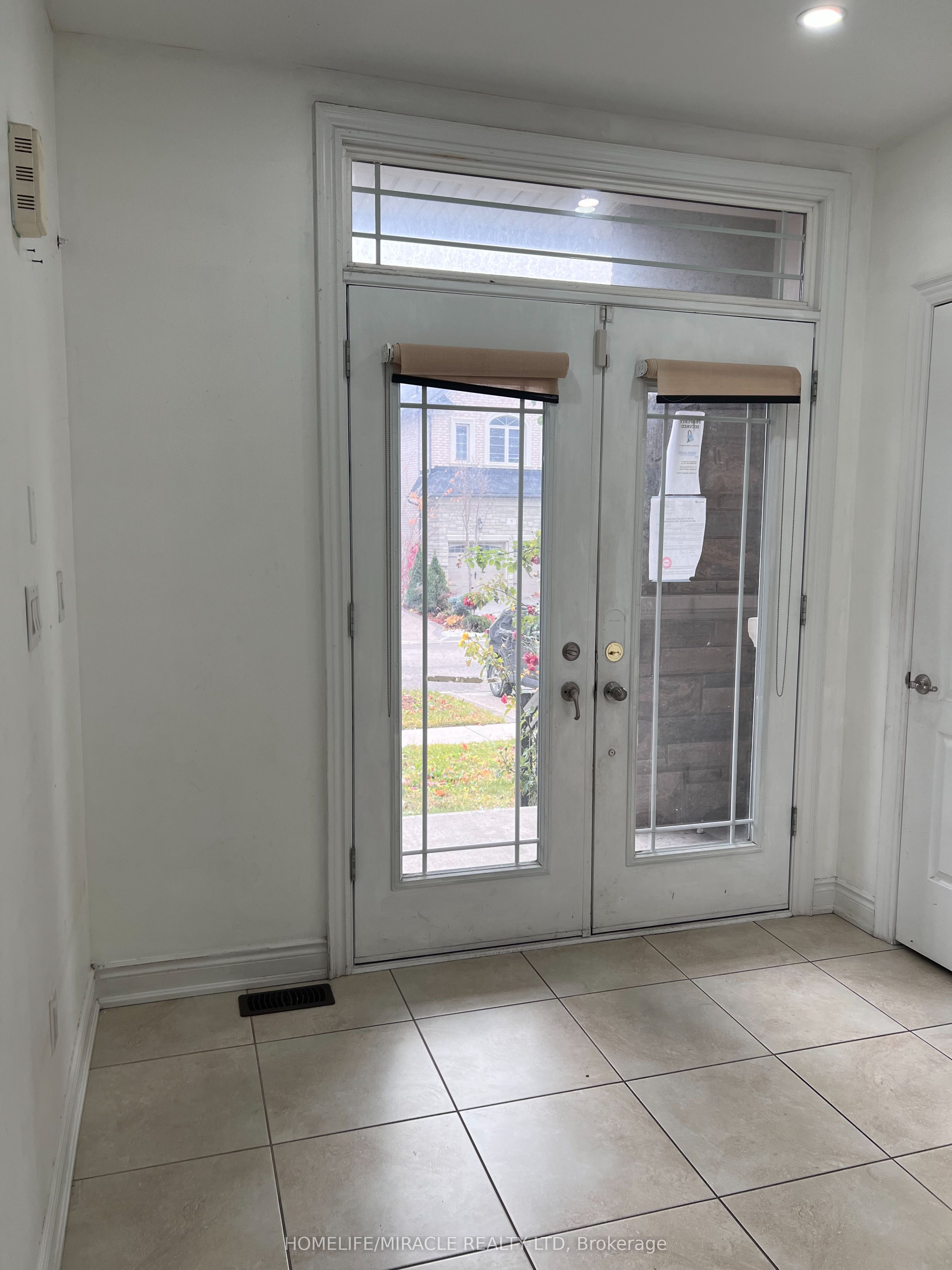 8 Arda Crescent Property Photo 7