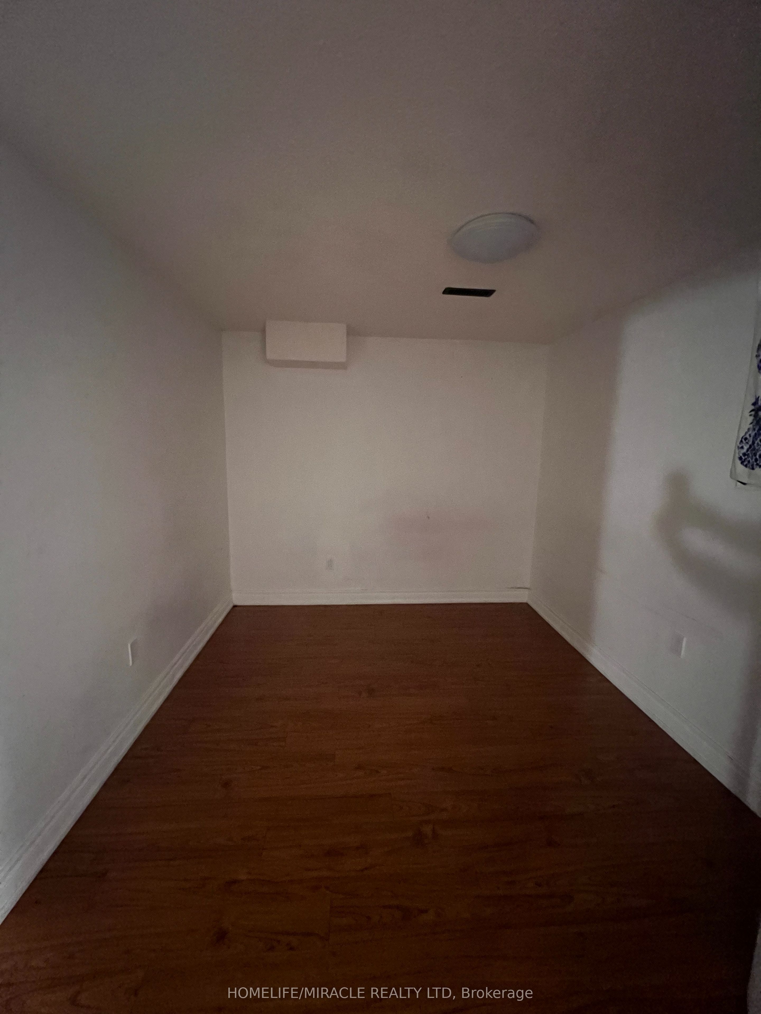 8 Arda Crescent Property Photo 33