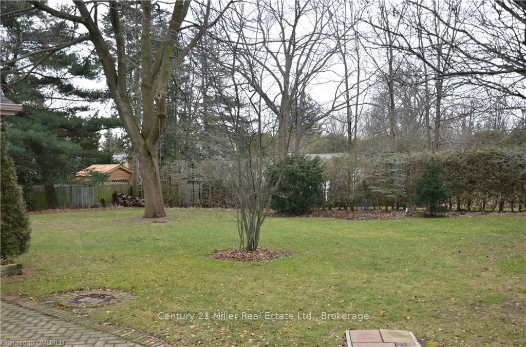 124 Caulder Drive Property Photo 3