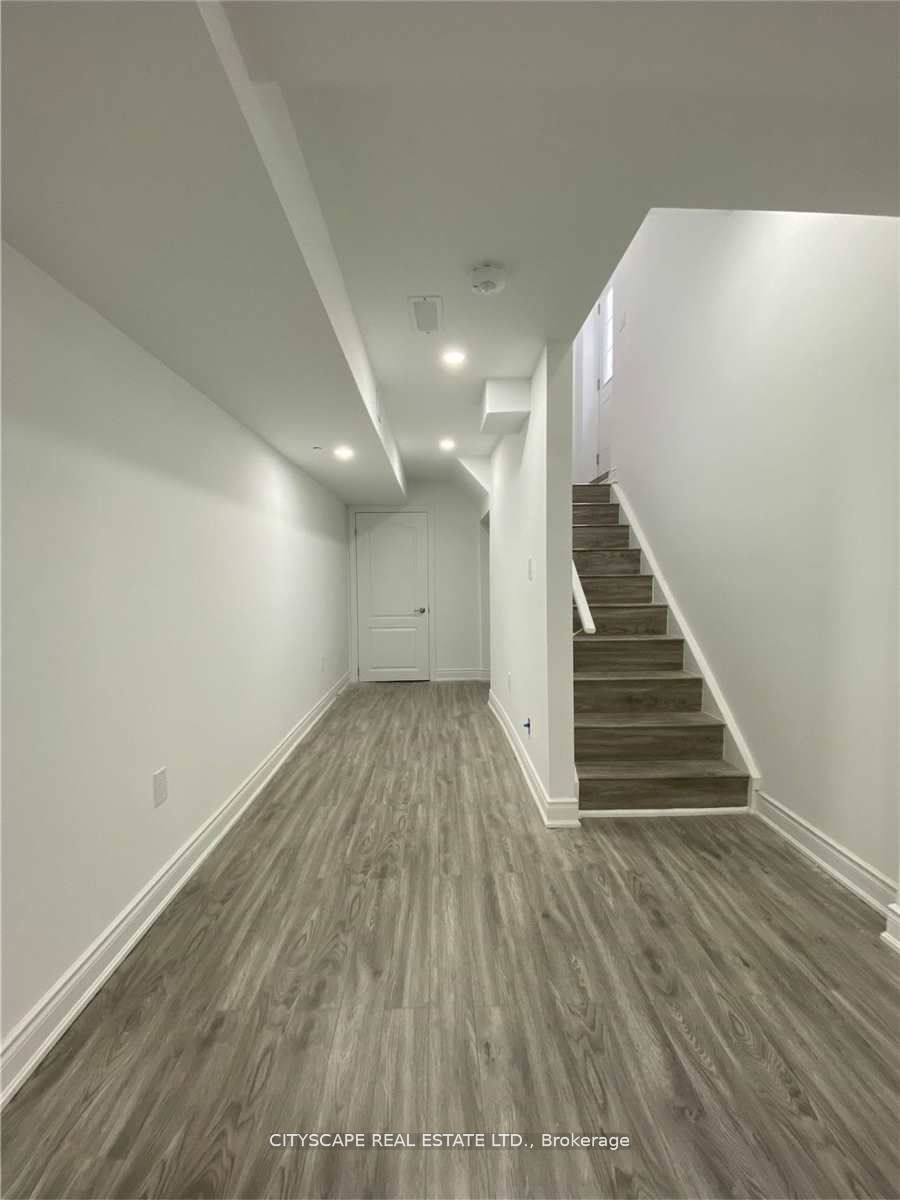 #bsmt - 20 Pentonville Road Property Photo 8