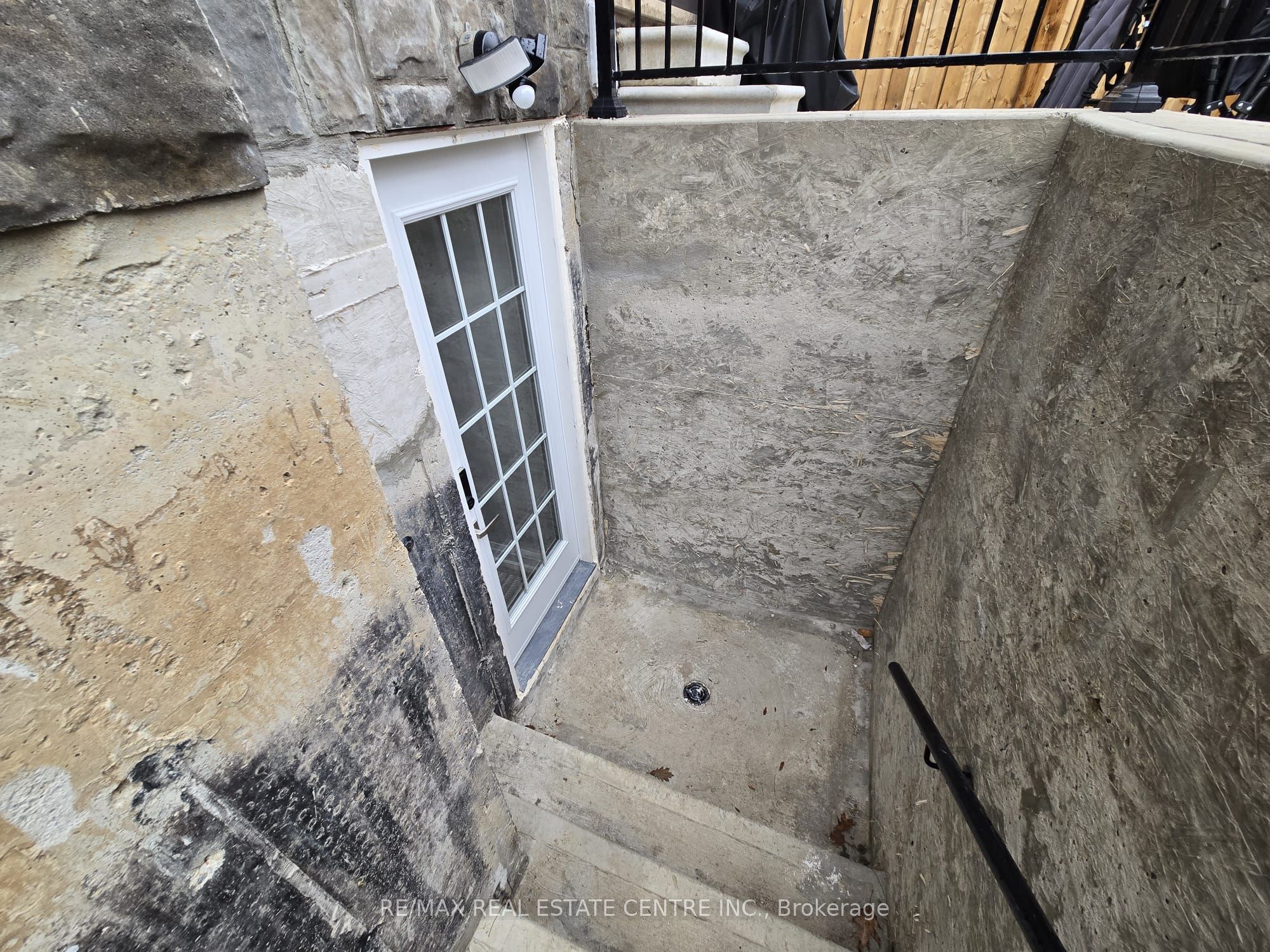 #bsmt. - 1412 Rose Way Property Photo 15