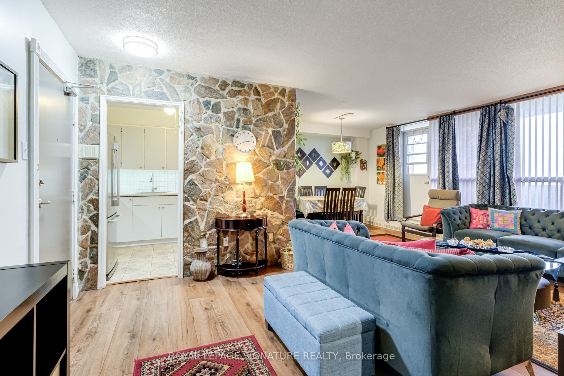 #1007 - 3390 Weston Road Property Photo 8