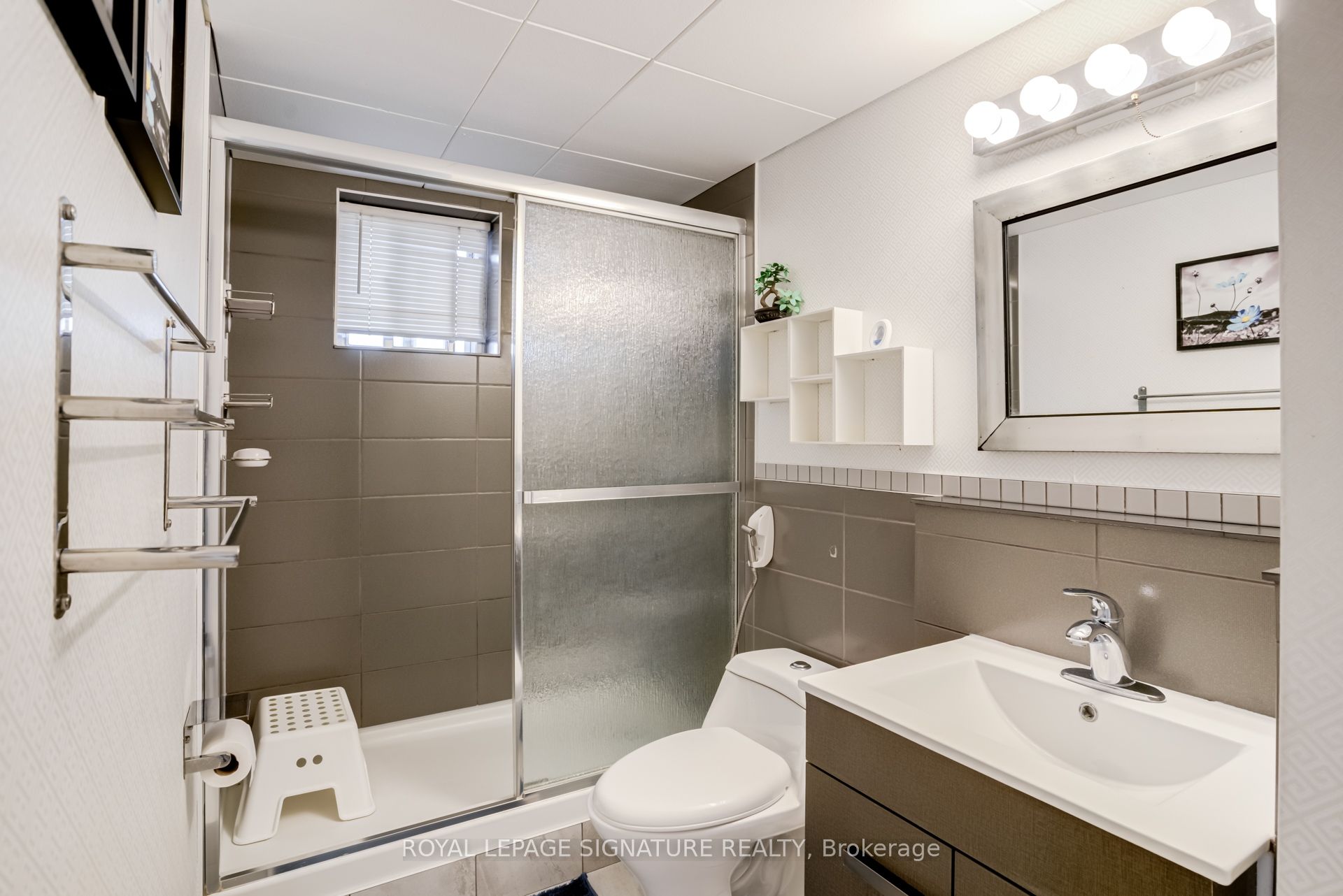 #1007 - 3390 Weston Road Property Photo 35