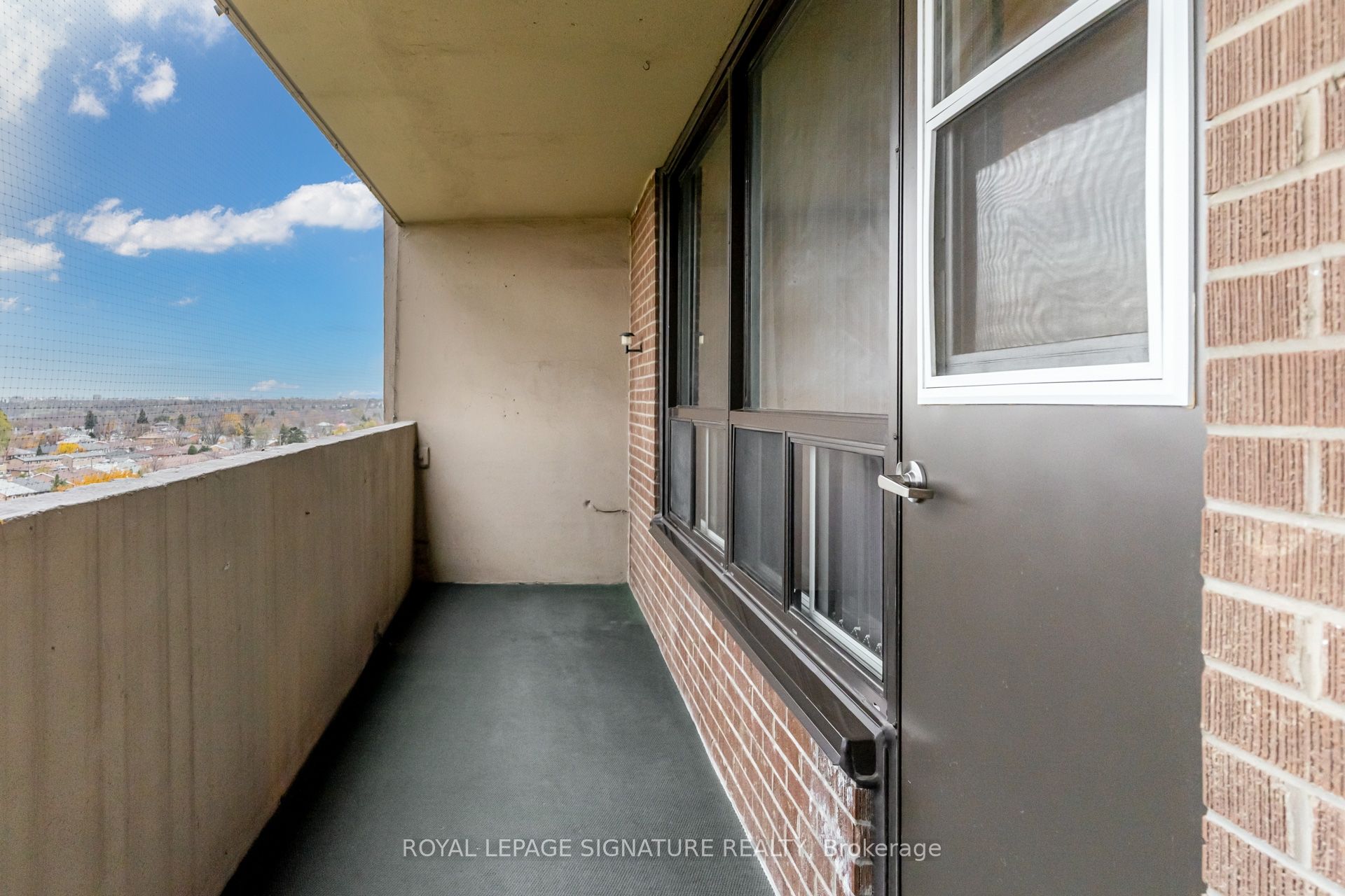 #1007 - 3390 Weston Road Property Photo 37
