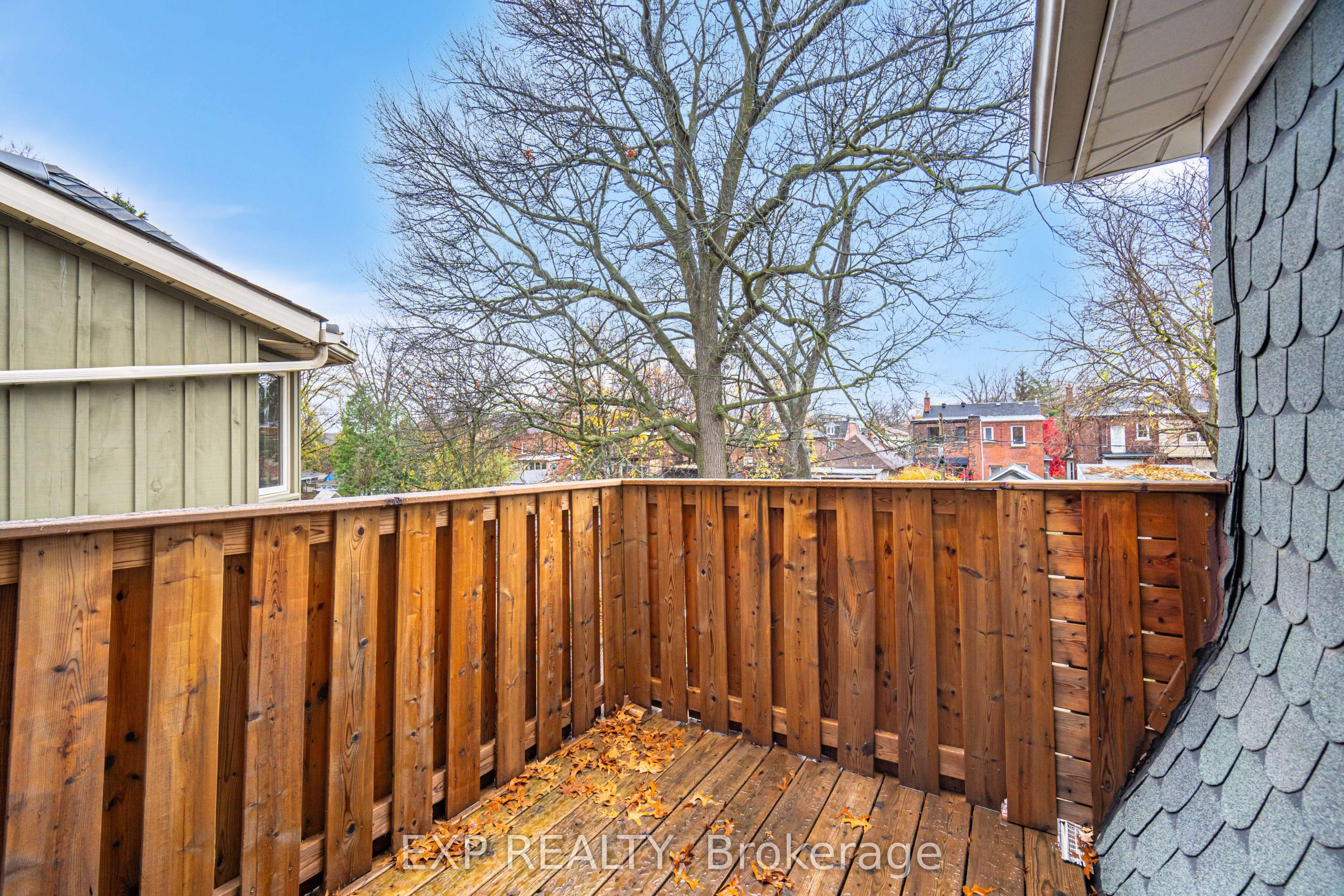 #2nd Fl - 174 Evelyn Avenue Property Photo 16