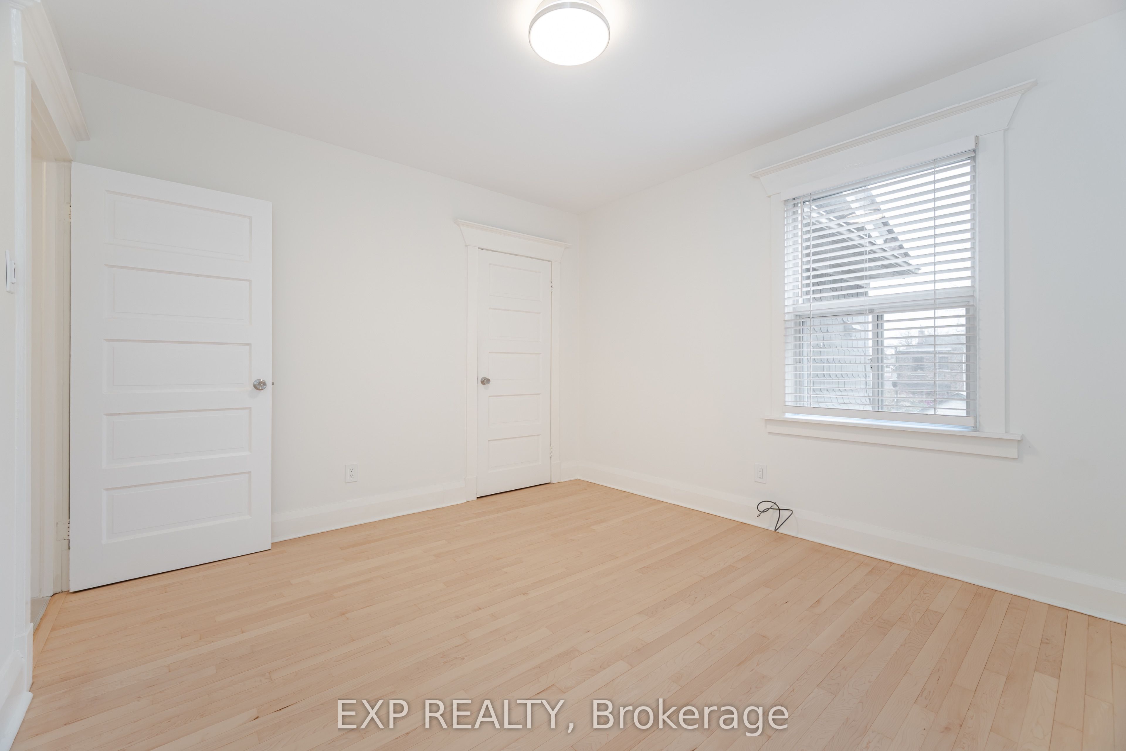 #2nd Fl - 174 Evelyn Avenue Property Photo 21