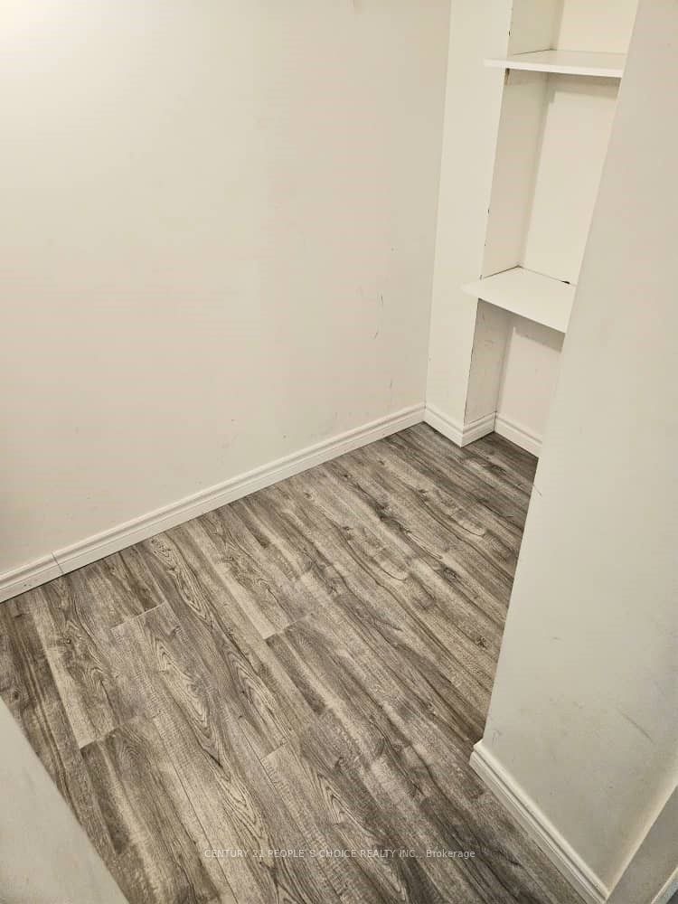 #bsmt - 4 Bachelor Street Property Photo 2