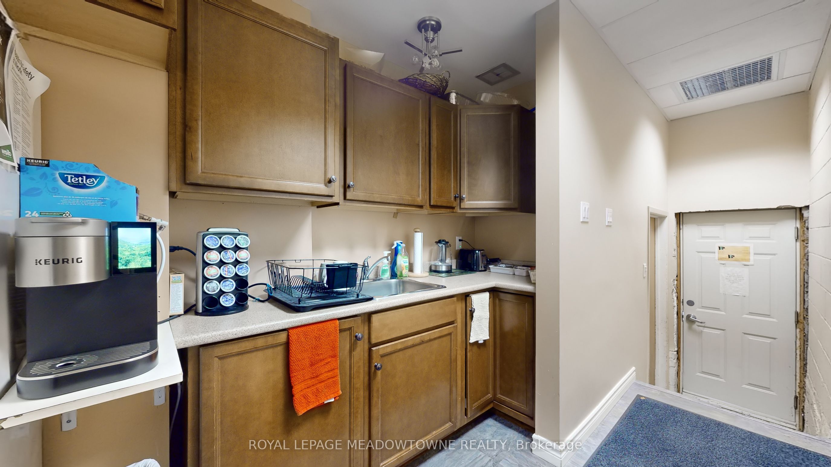 #suite B - 37 Main Street Property Photo 7