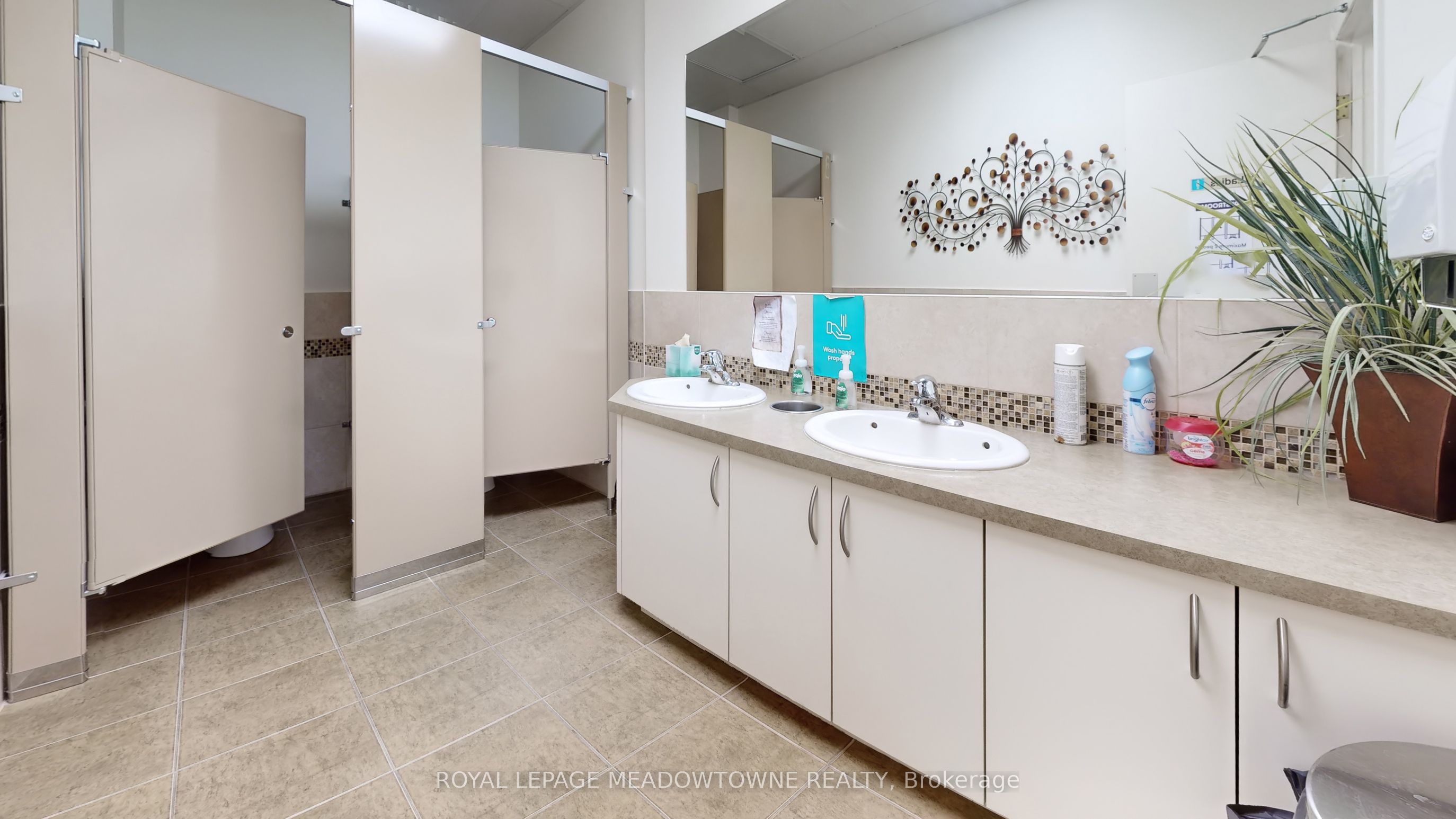 #suite B - 37 Main Street Property Photo 12