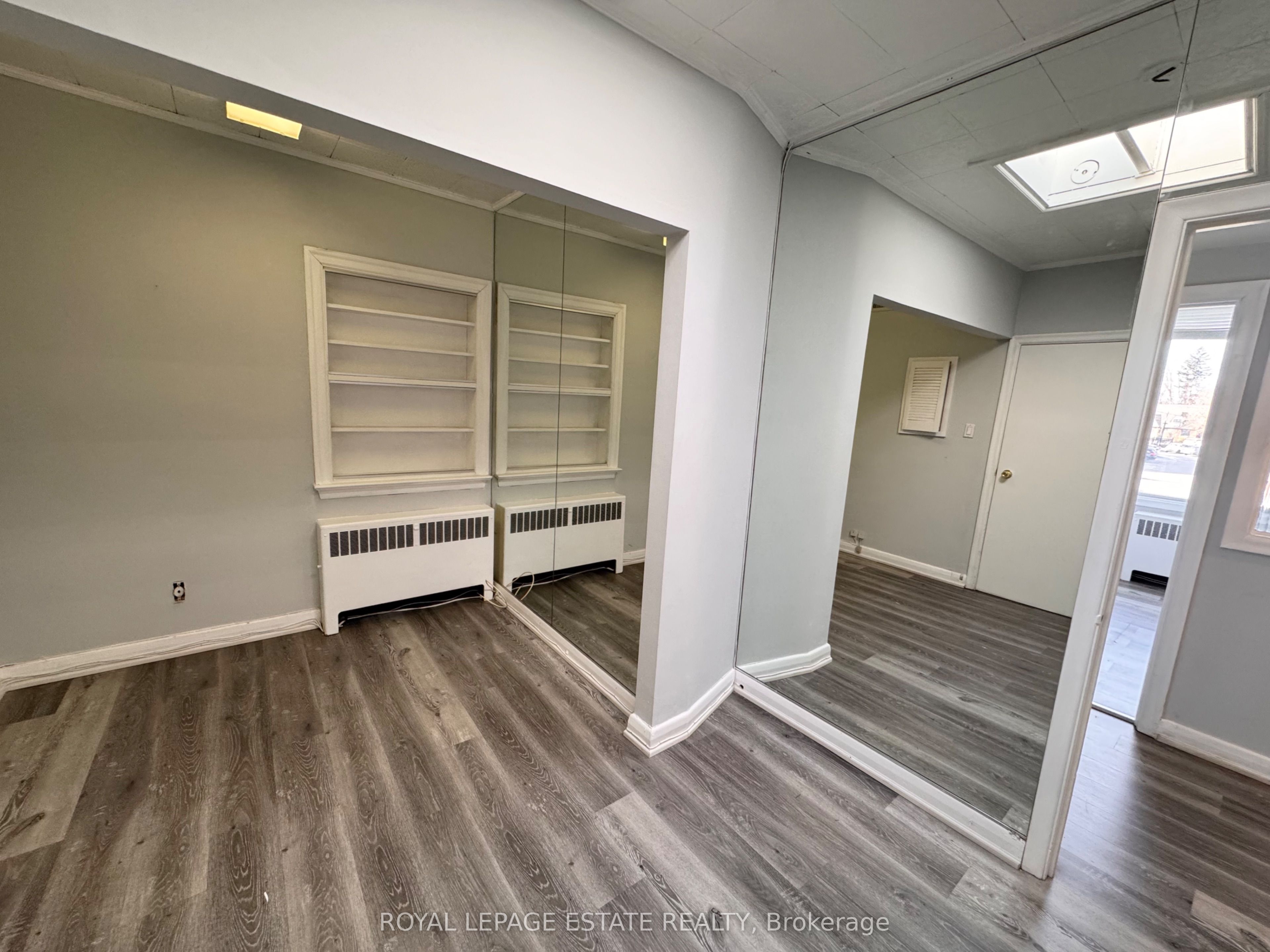 #205 - 4894-96 Dundas Street Property Photo 4