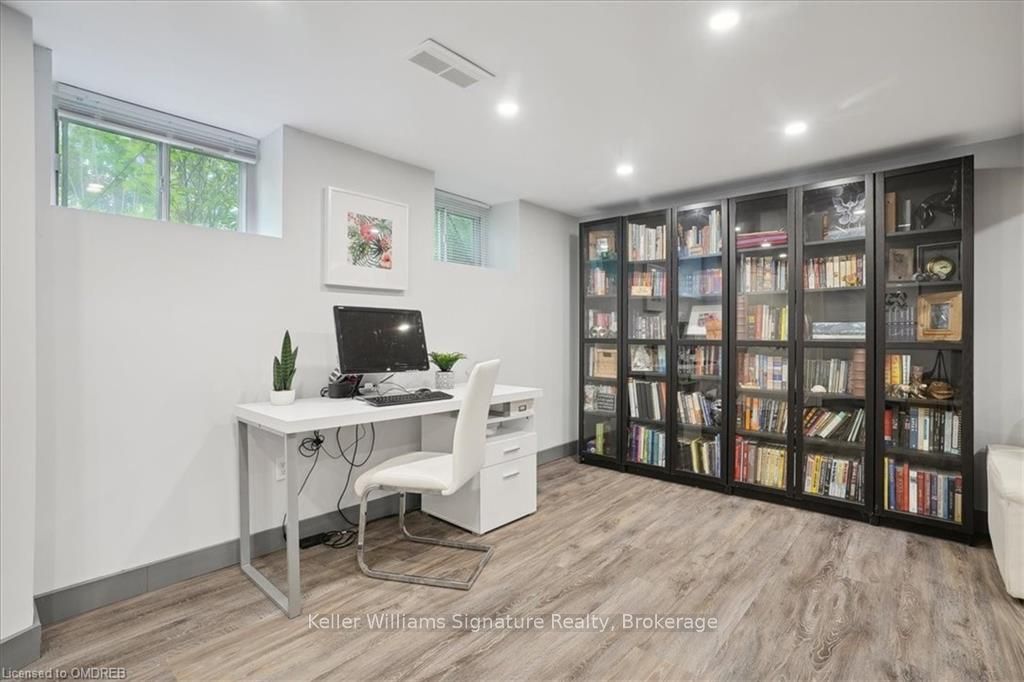 20 Craven Avenue Property Photo 31