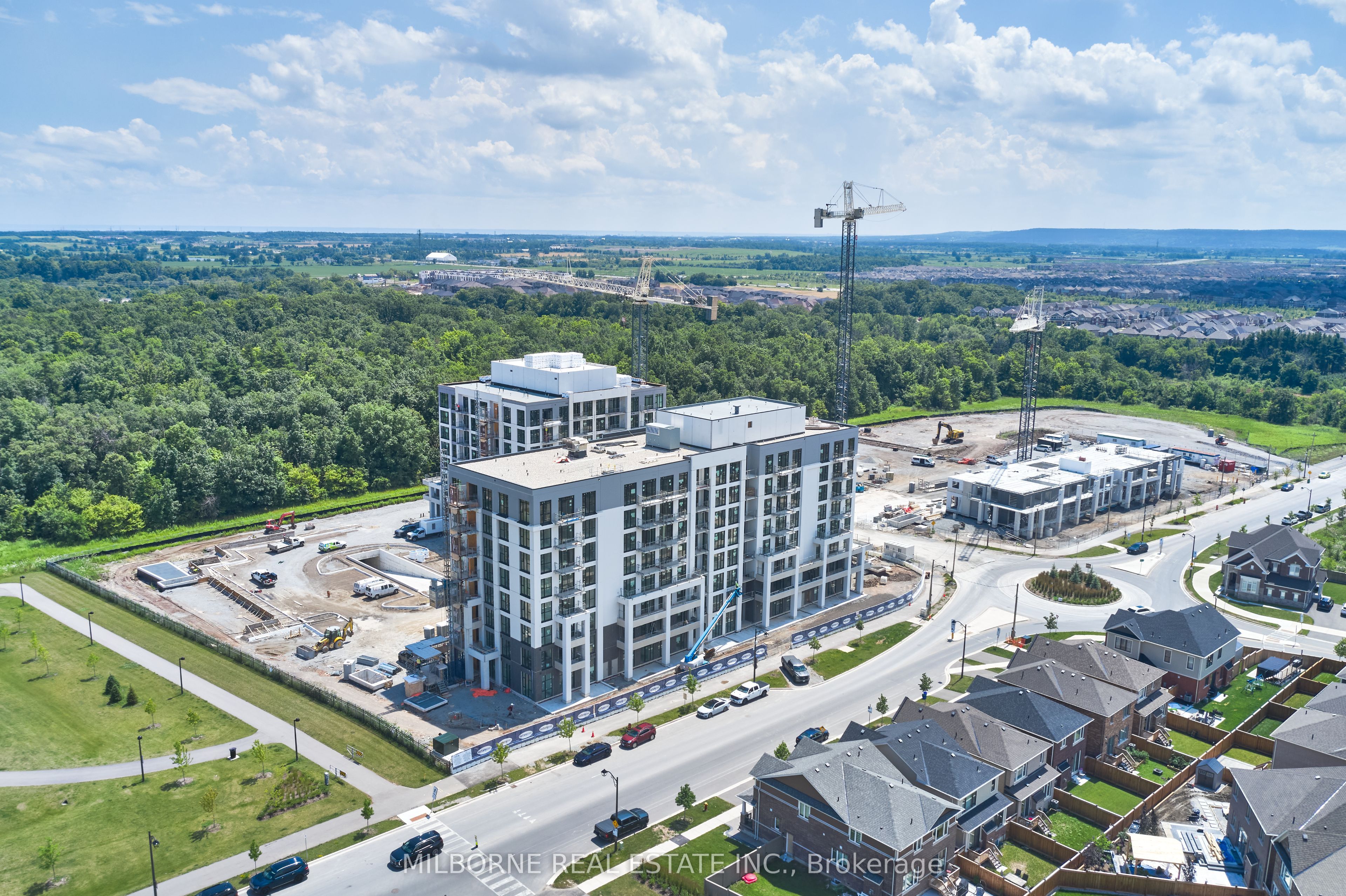 #810 - 760 Whitlock Avenue Property Photo 17
