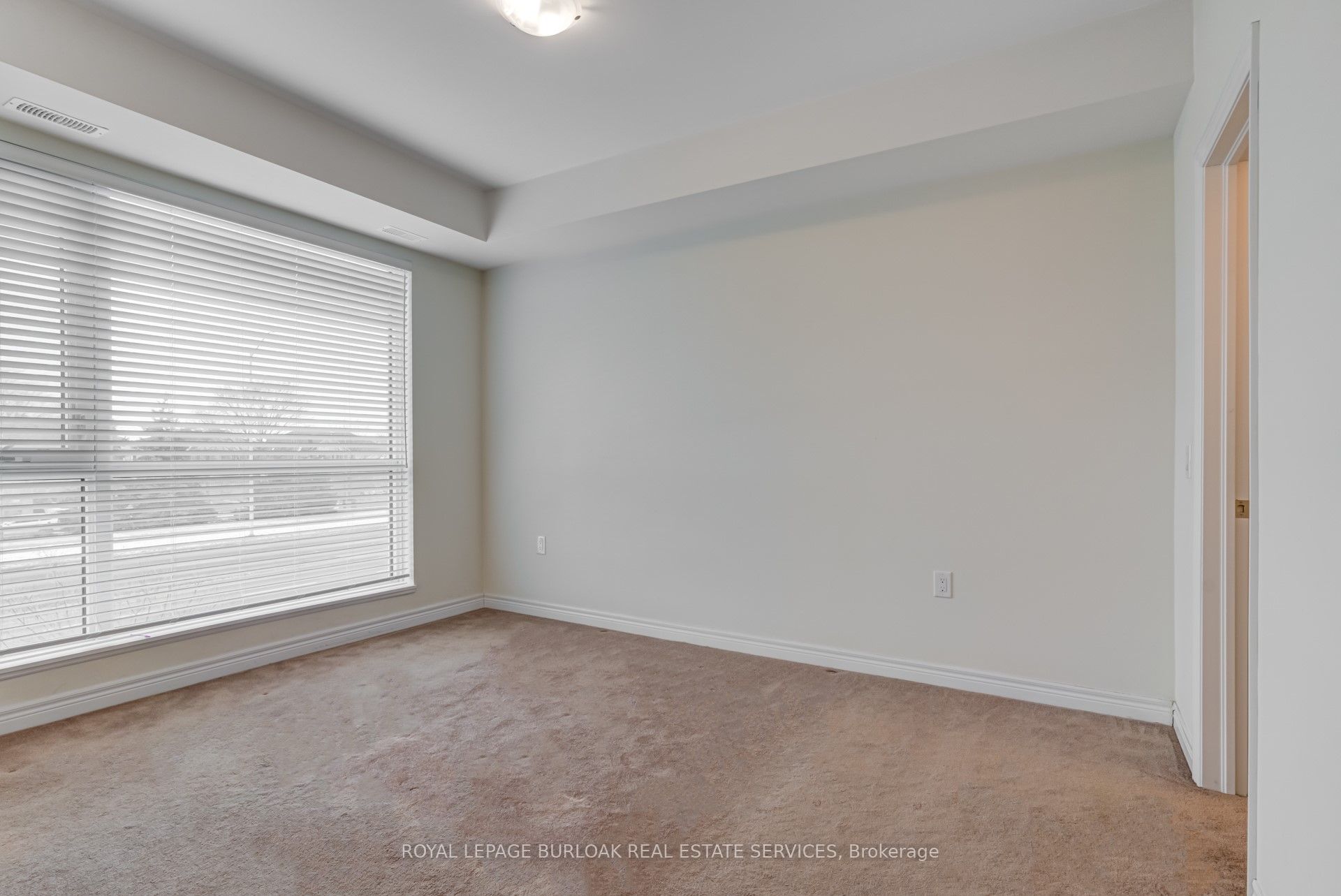 #206 - 2393 Bronte Road Property Photo 7