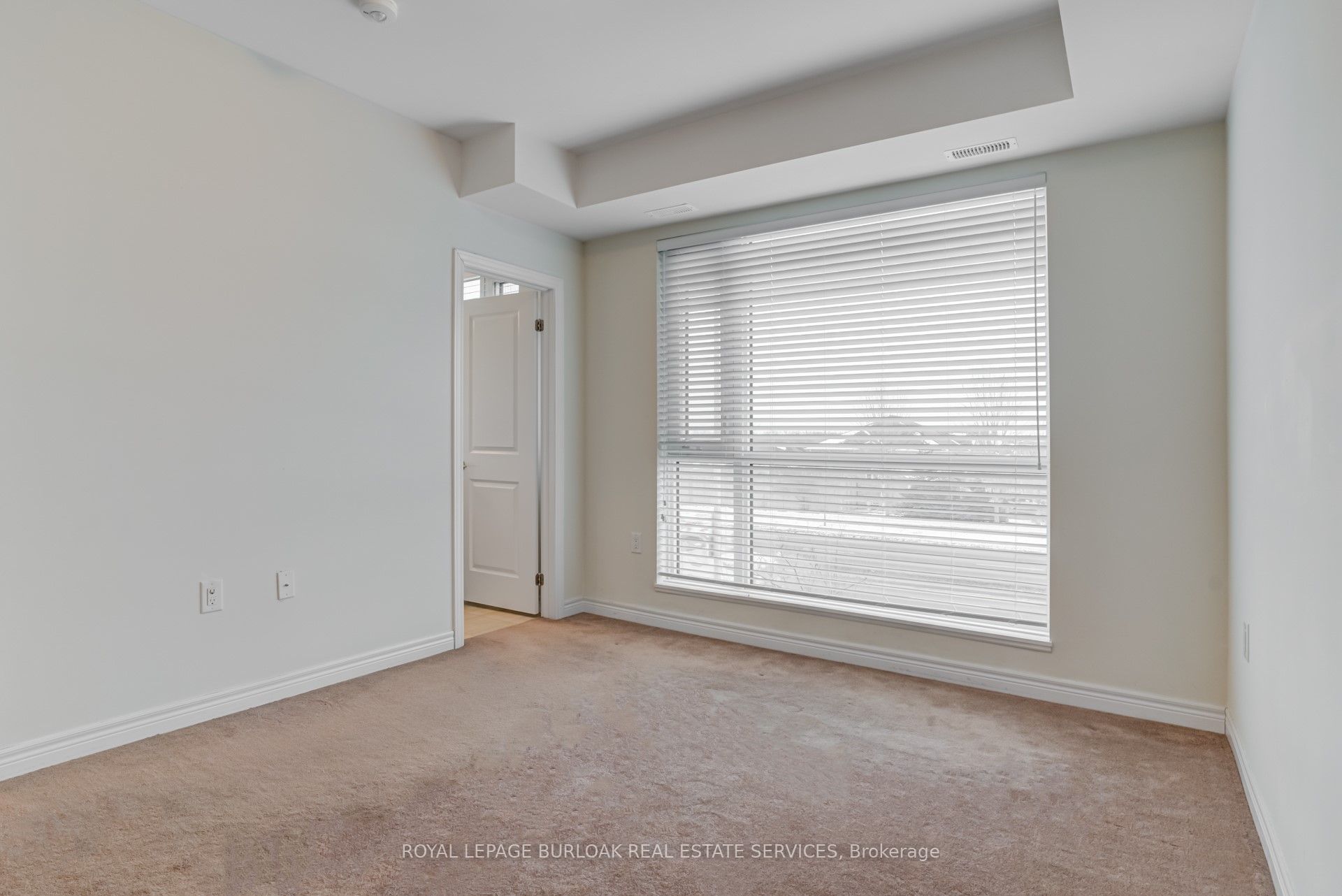 #206 - 2393 Bronte Road Property Photo 8