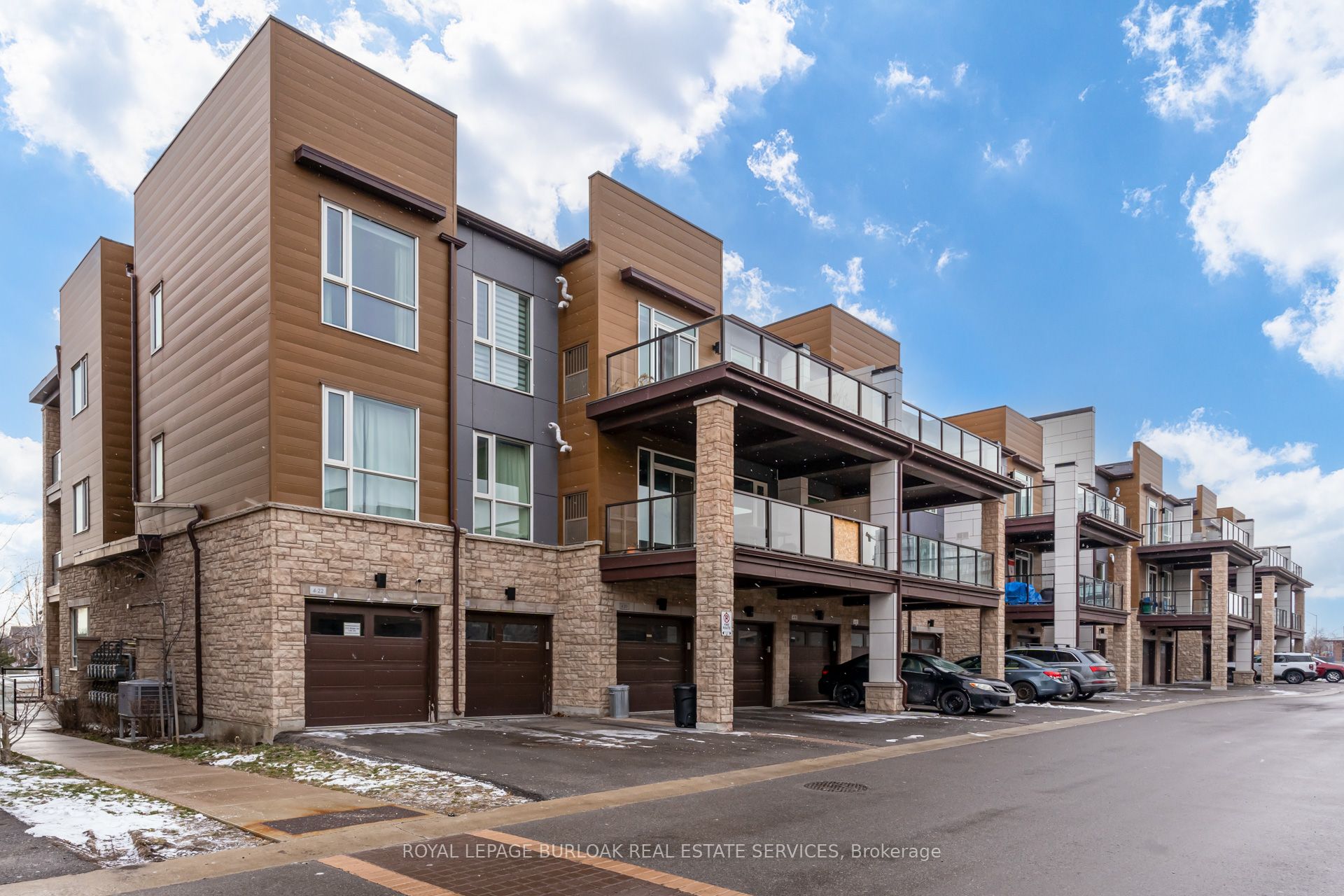 #206 - 2393 Bronte Road Property Photo 19