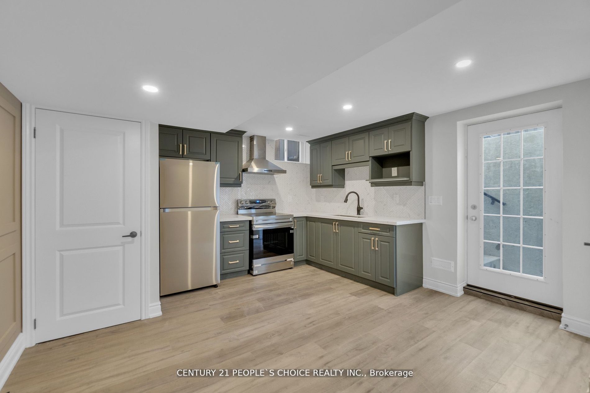 16 Rathmore St Property Photo 5