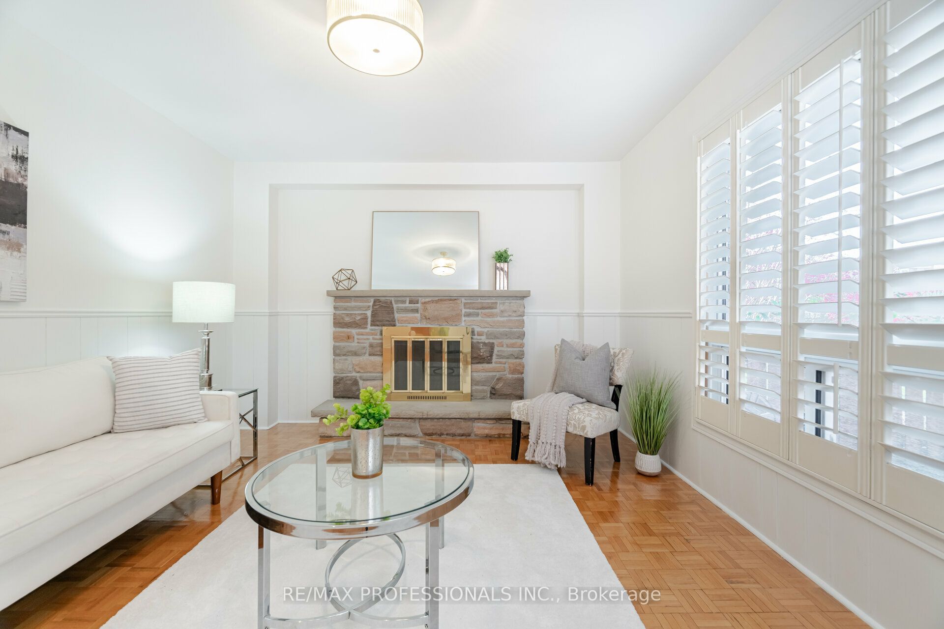 141 Kingsbridge Garden Circle Property Photo 13