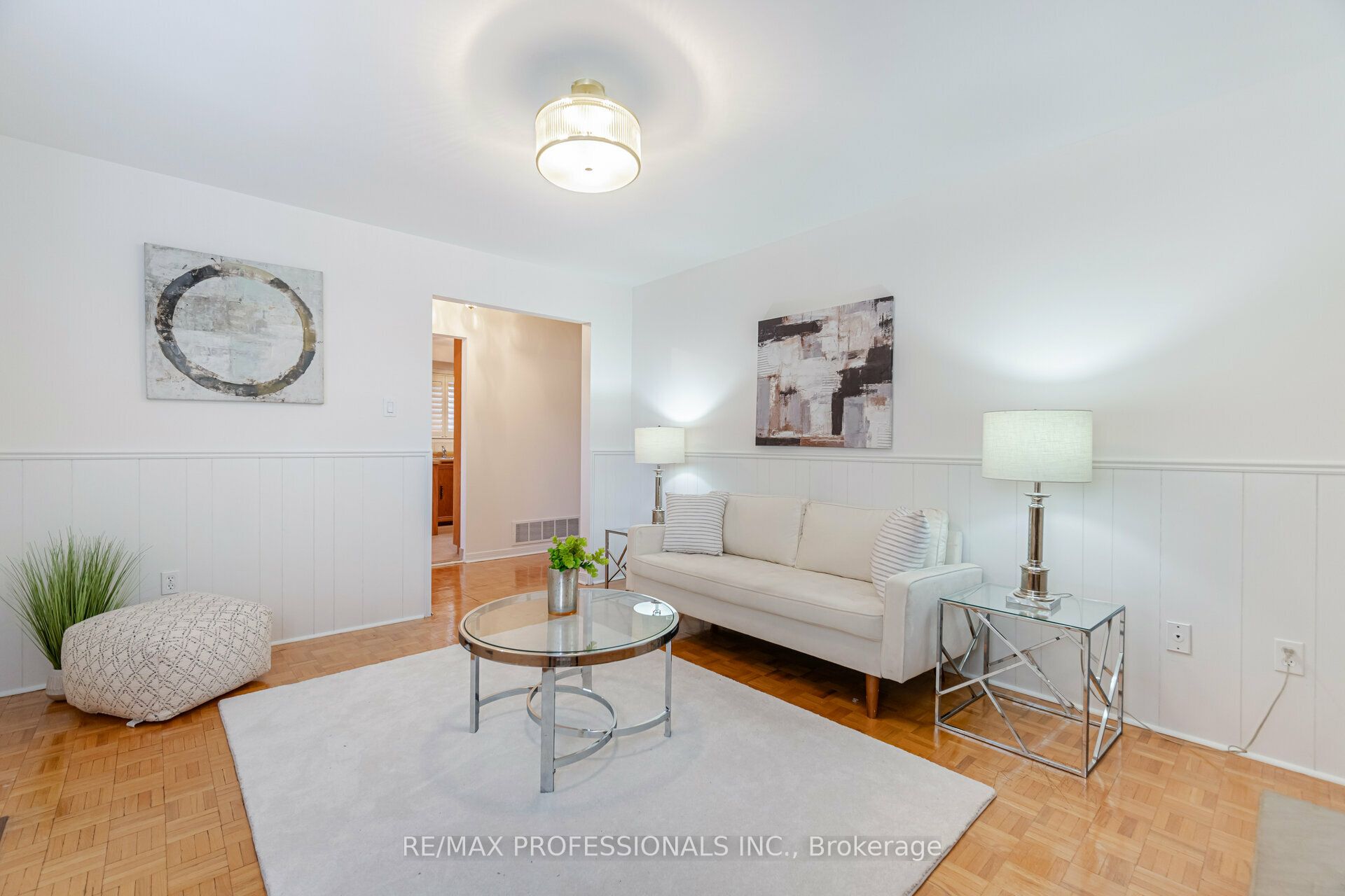 141 Kingsbridge Garden Circle Property Photo 14