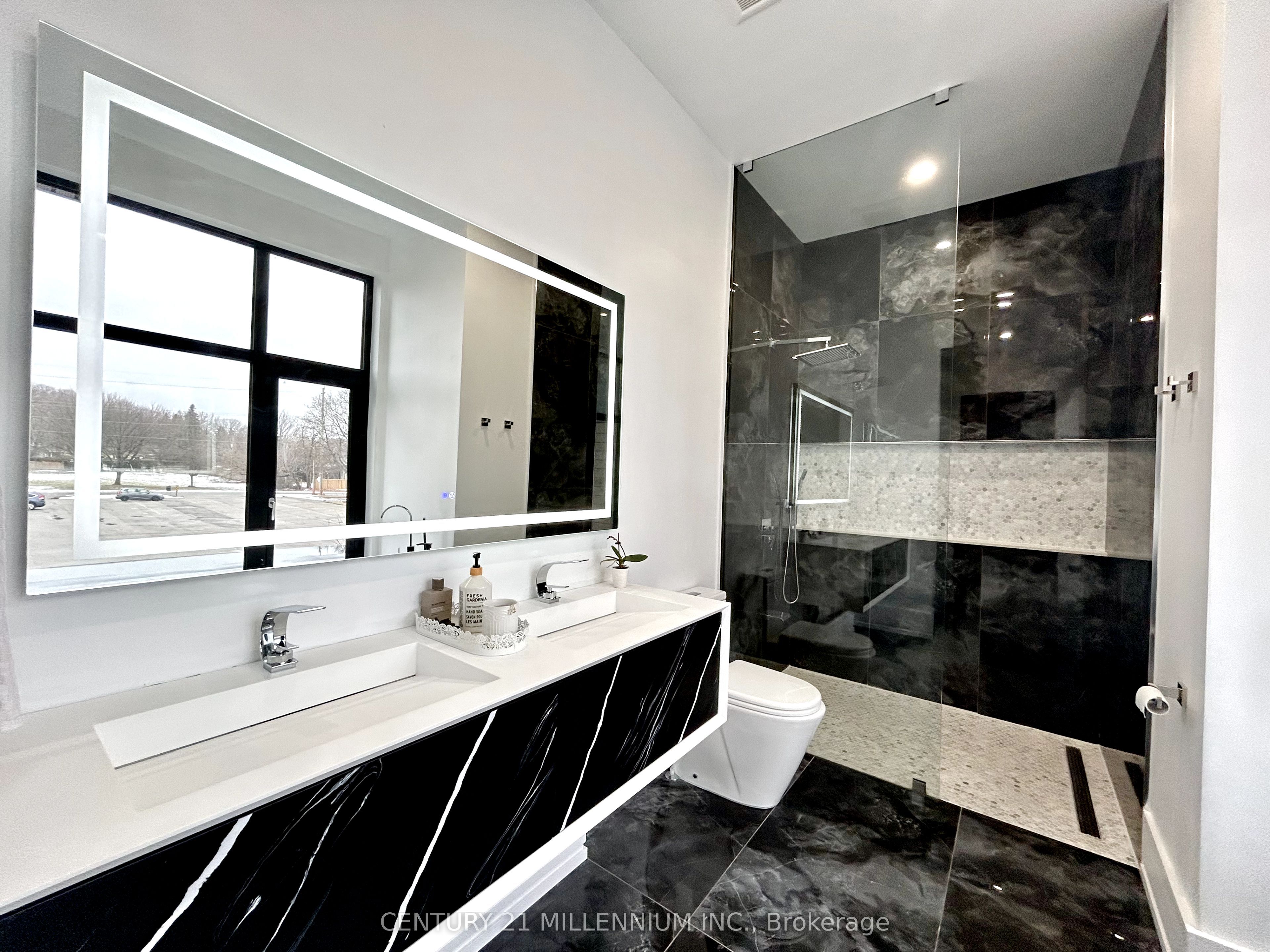 318 Tuck Drive Property Photo 17