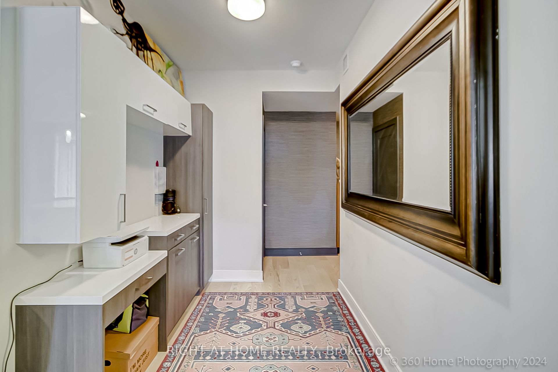 #227 - 1575 Lakeshore Road Property Photo 4