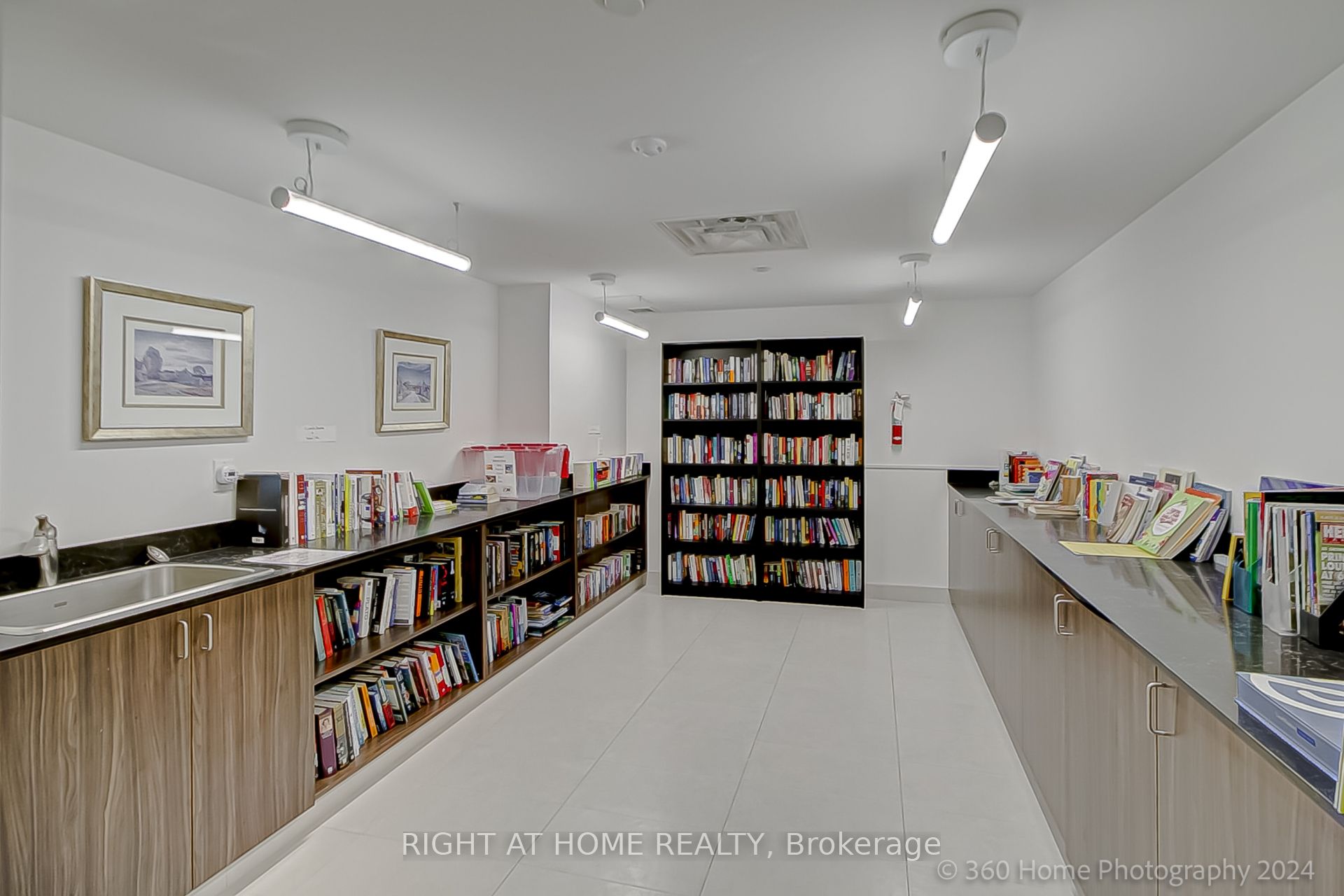 #227 - 1575 Lakeshore Road Property Photo 21