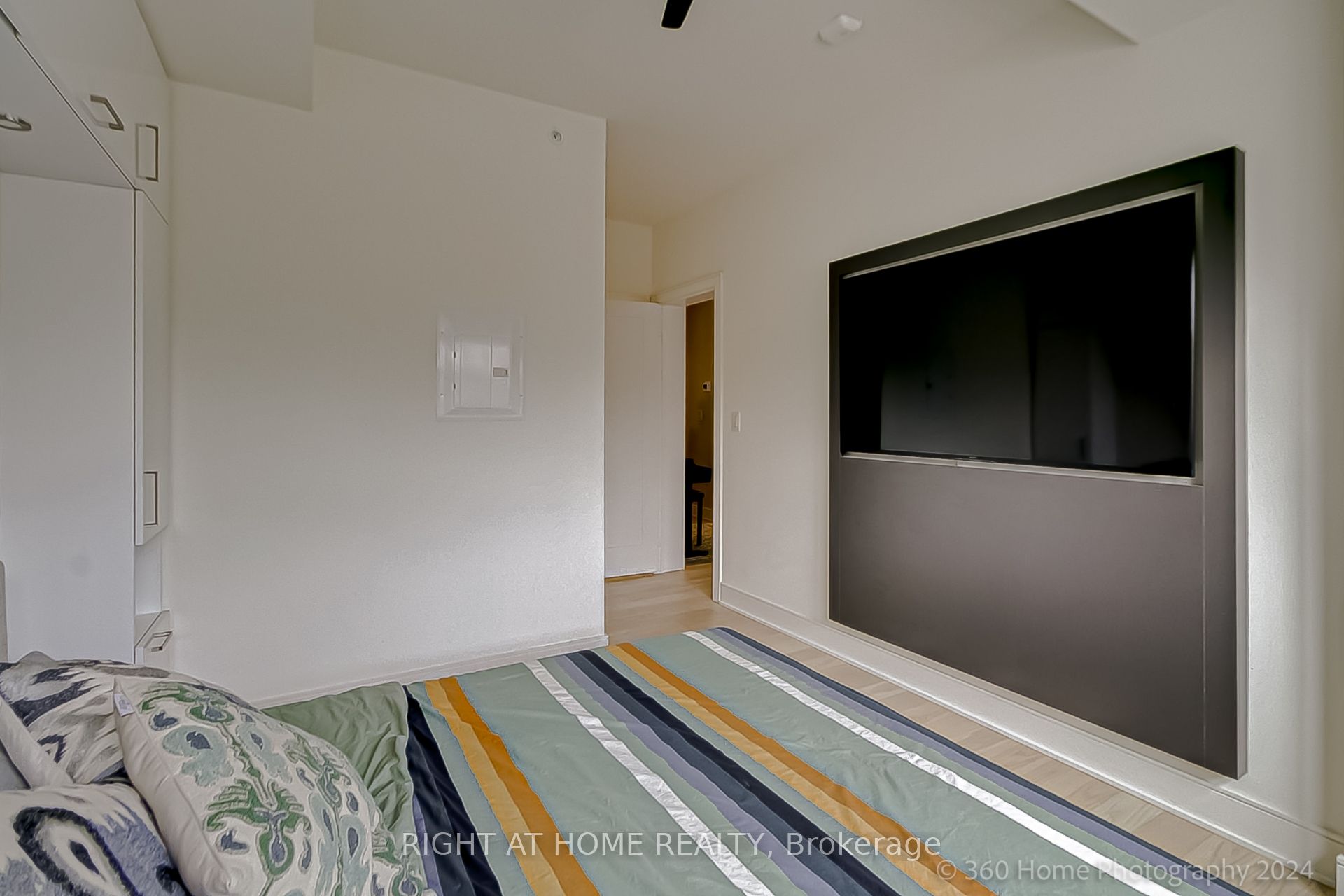 #227 - 1575 Lakeshore Road Property Photo 30