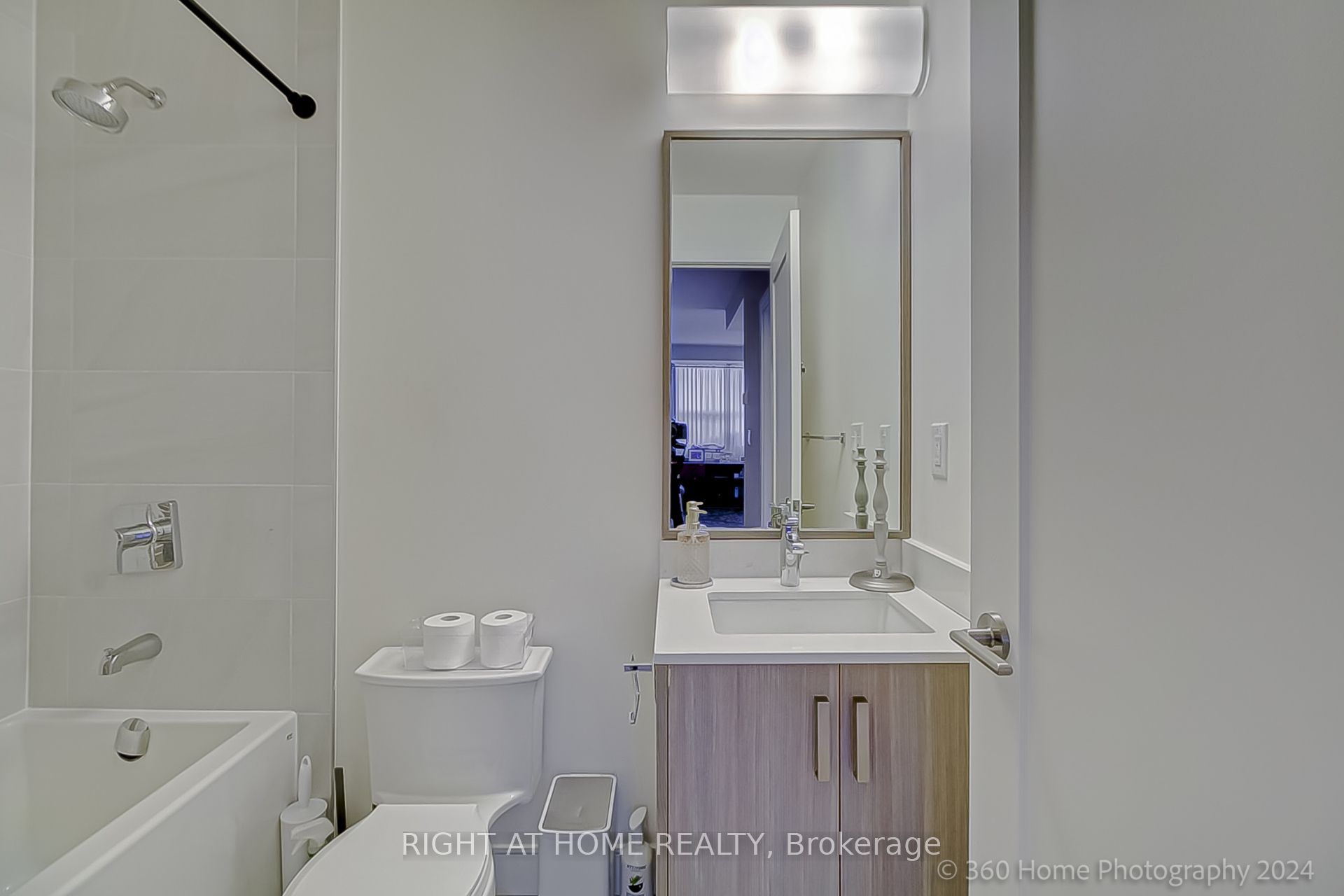 #227 - 1575 Lakeshore Road Property Photo 38