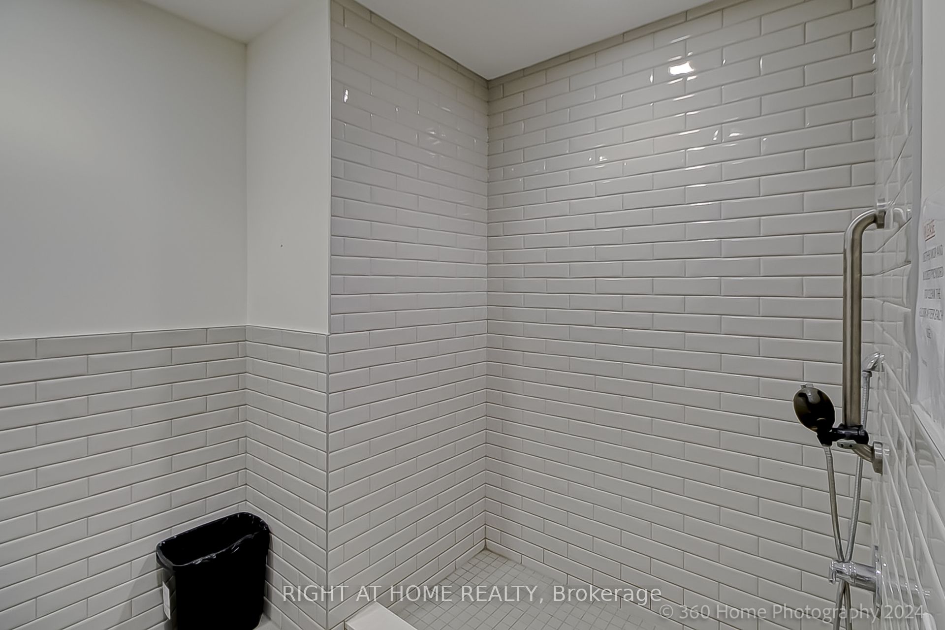 #227 - 1575 Lakeshore Road Property Photo 49