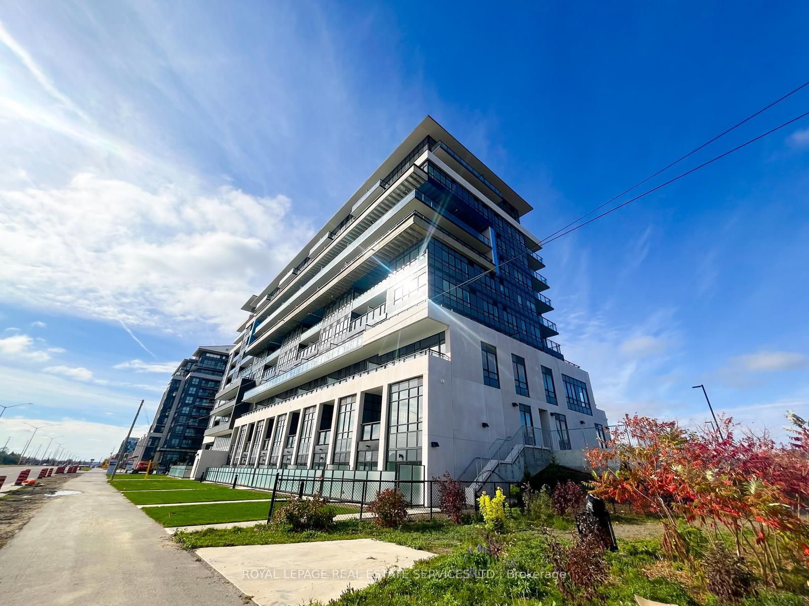 #0 - 395 Dundas Street Property Photo 24