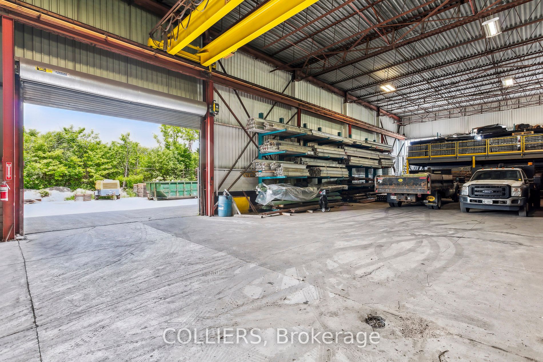 3633 Erindale Station Road Property Photo 10