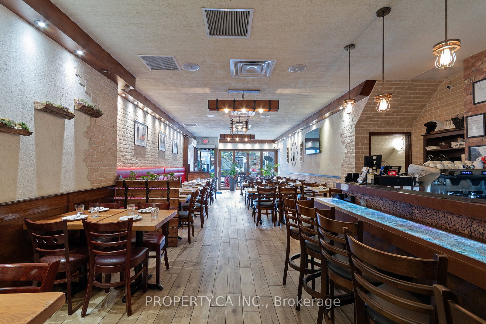 2312 Bloor Street Property Photo 10