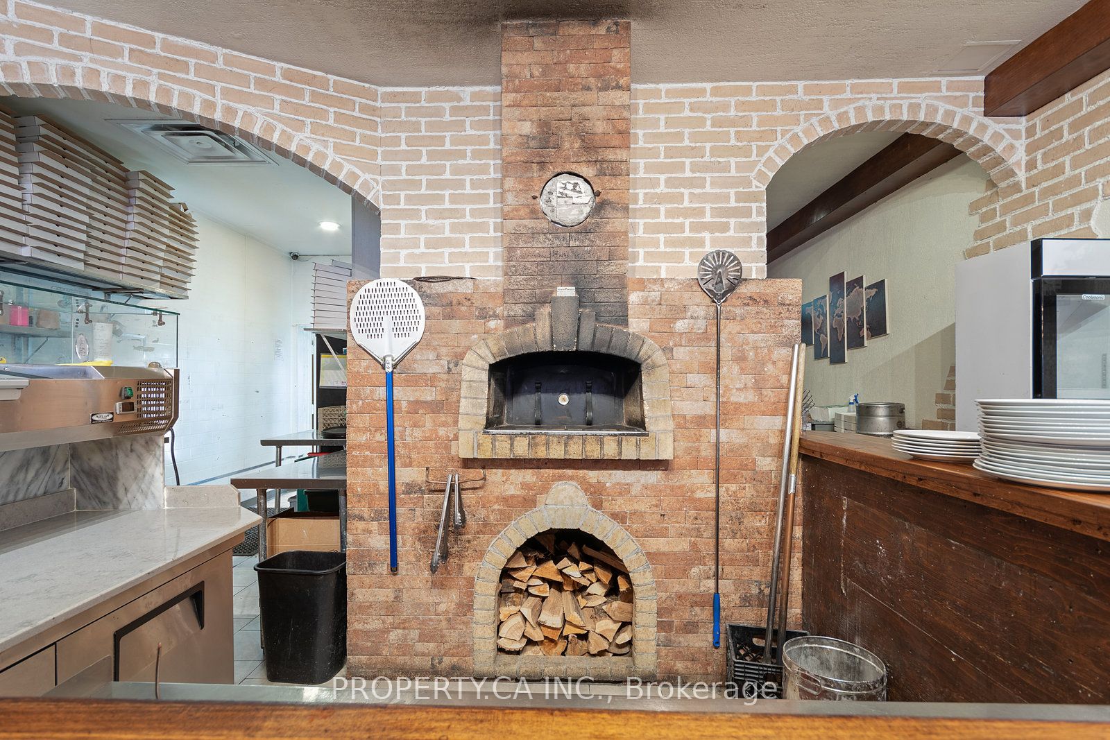 2312 Bloor Street Property Photo 12