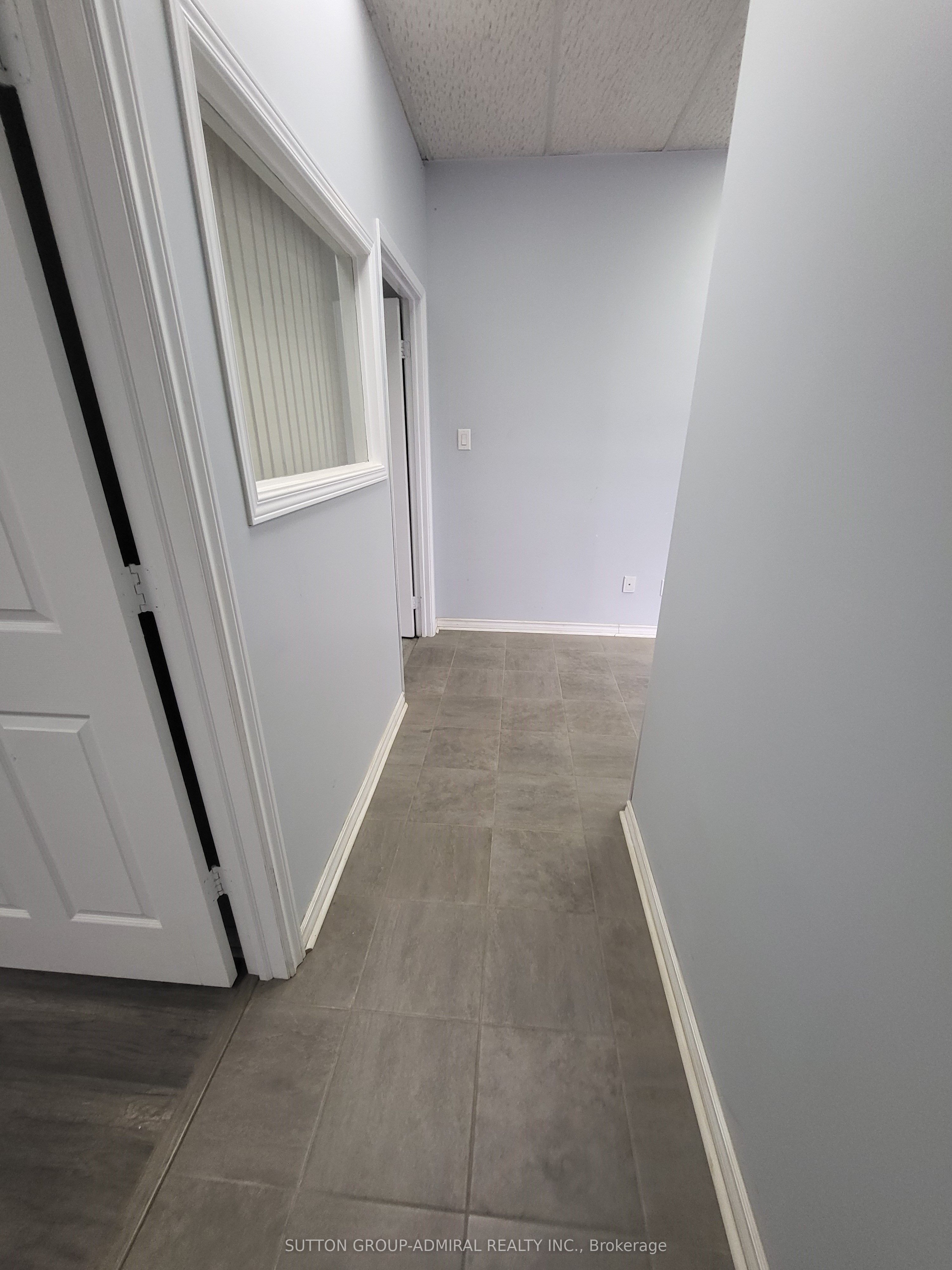 584 Champagne Drive Property Photo 11