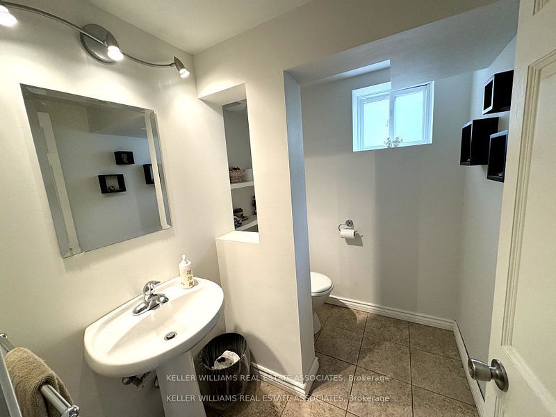 270 Lakeshore Road Property Photo 14