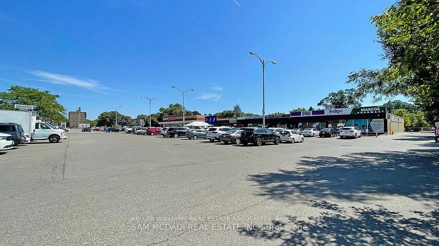 374 Lakeshore Road E Property Photo 12