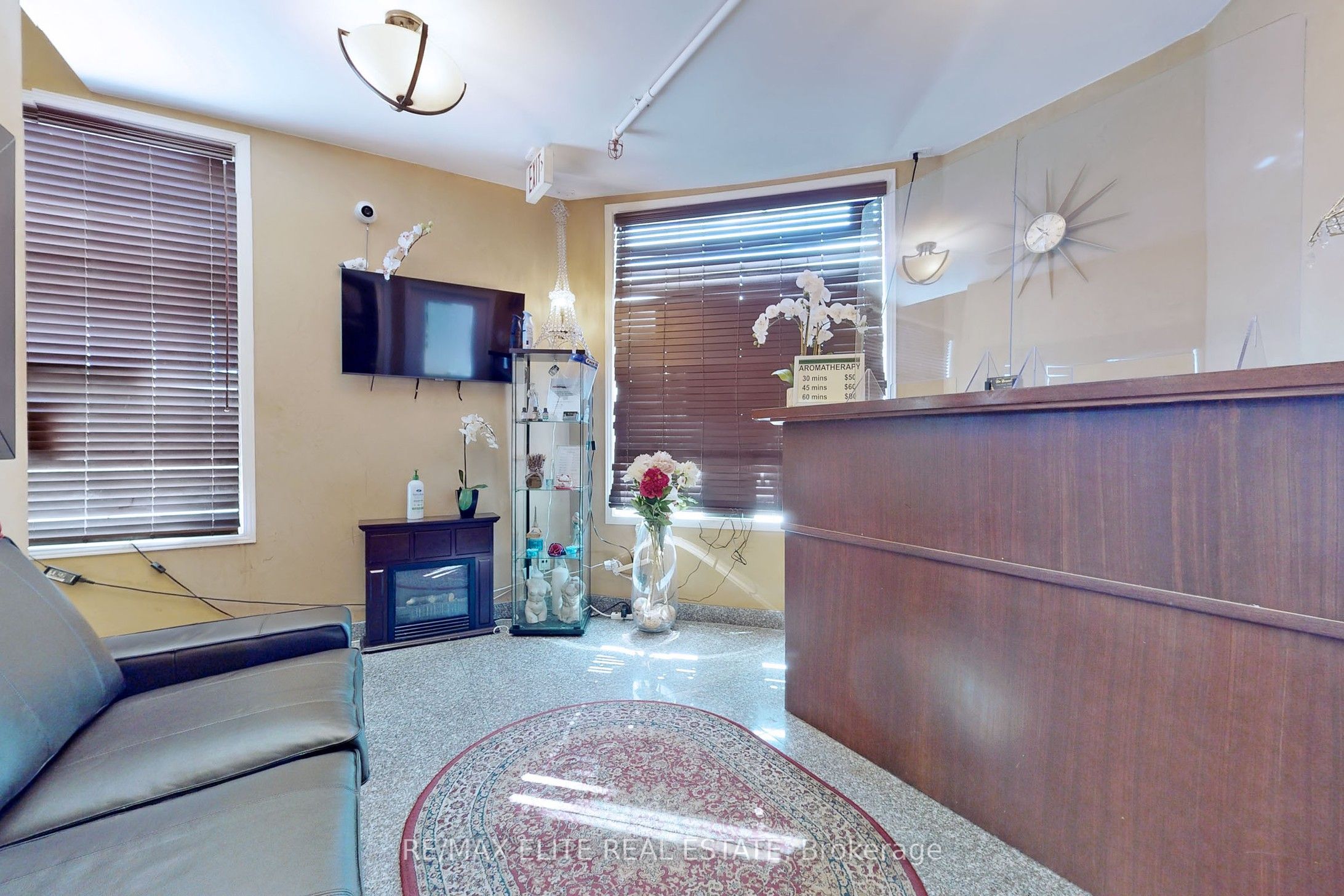 #31 - 4801 Keele Street Property Photo 6