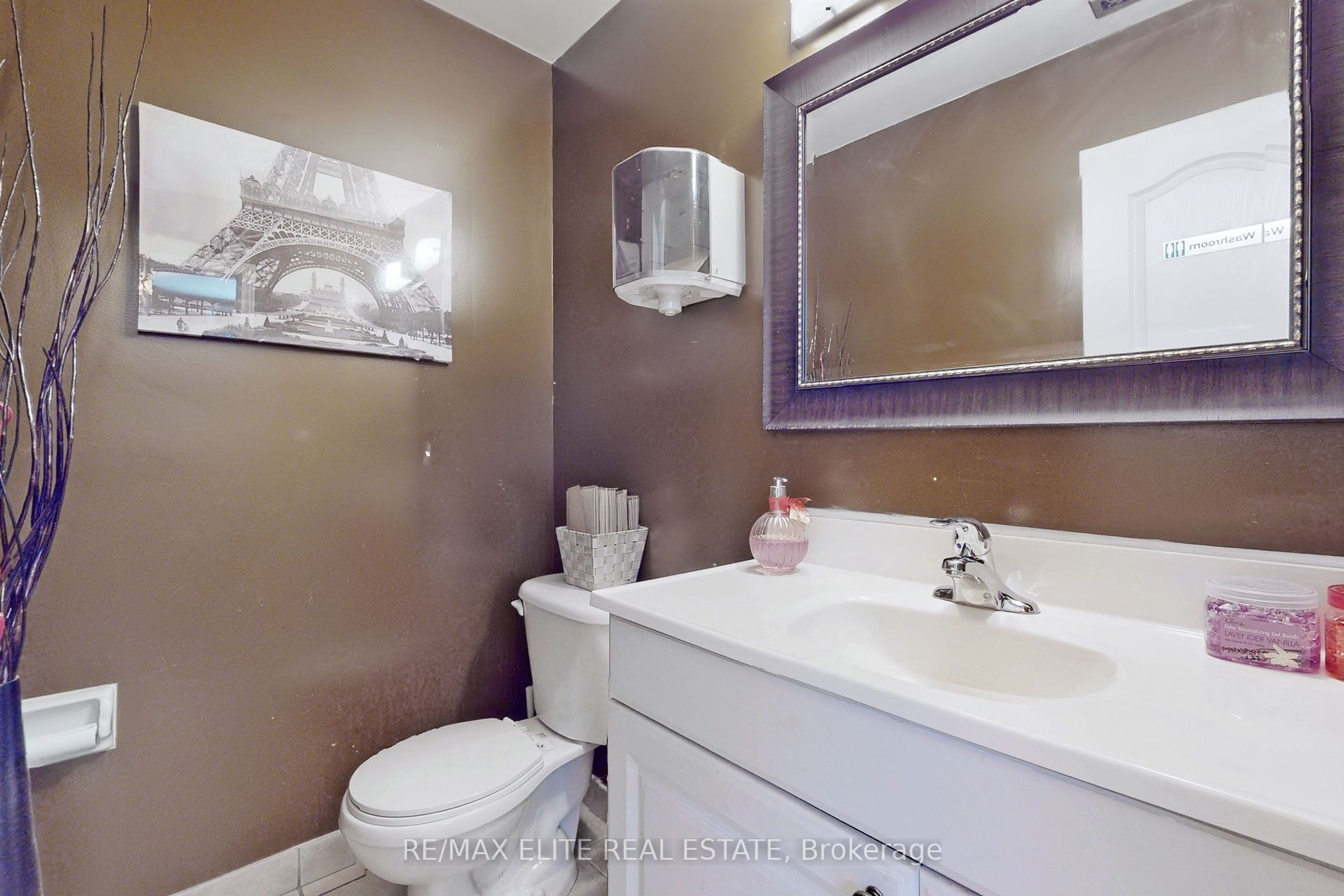 #31 - 4801 Keele Street Property Photo 7