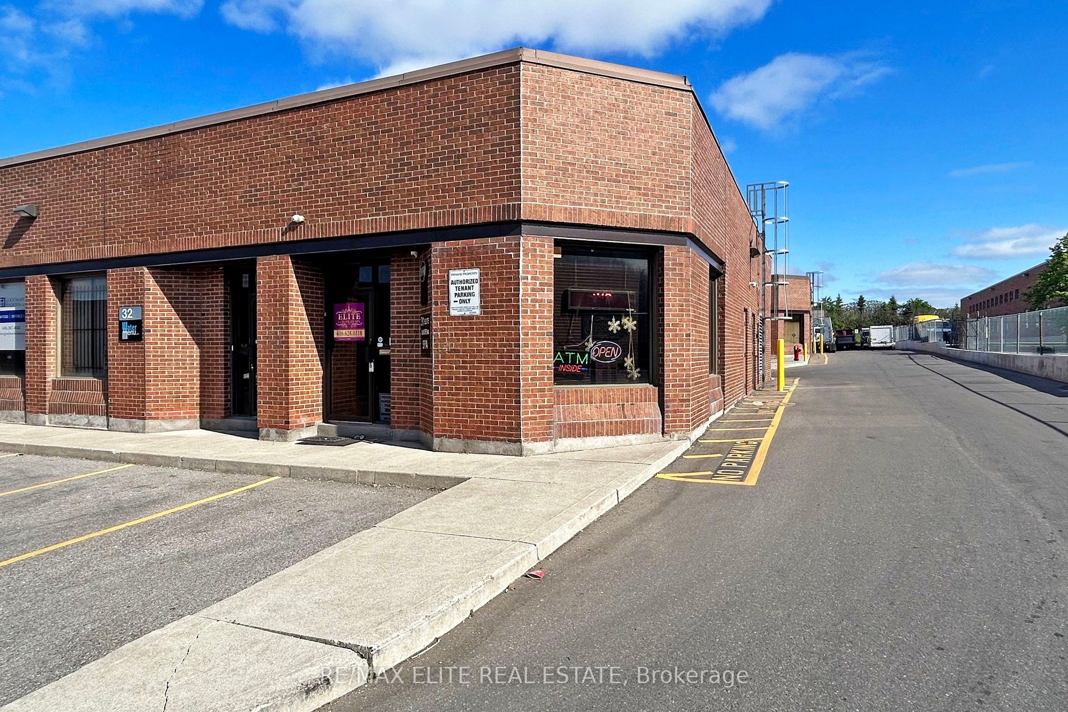 #31 - 4801 Keele Street Property Photo 26