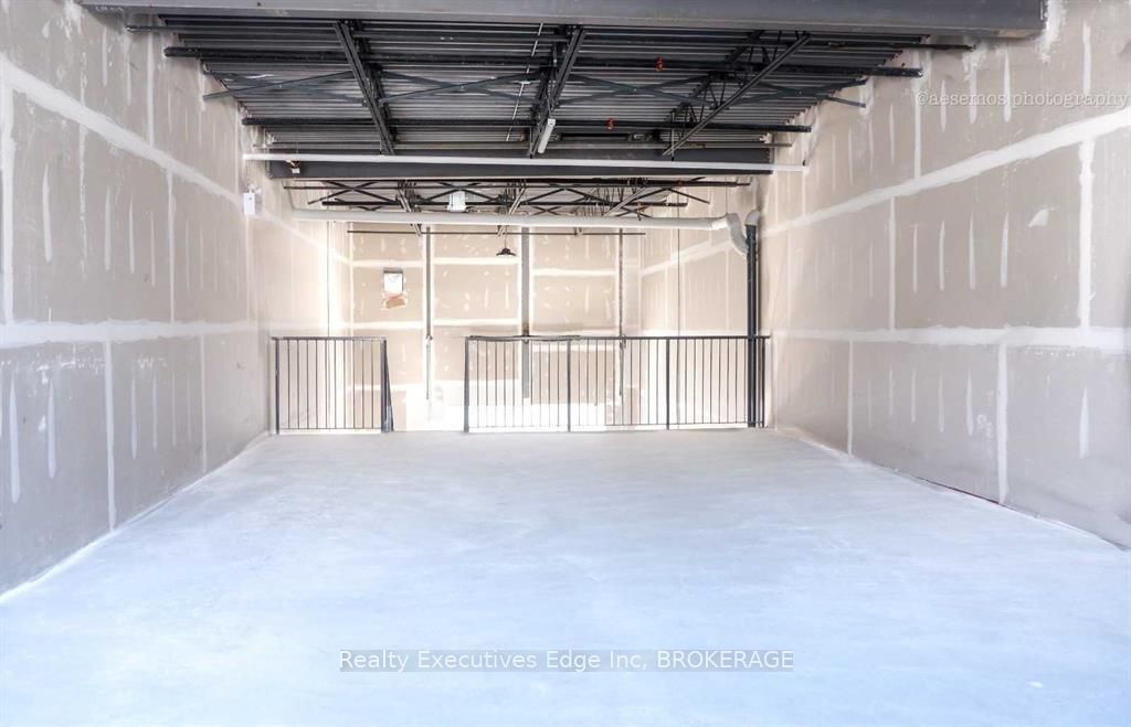 #unit 7 Property Photo 7